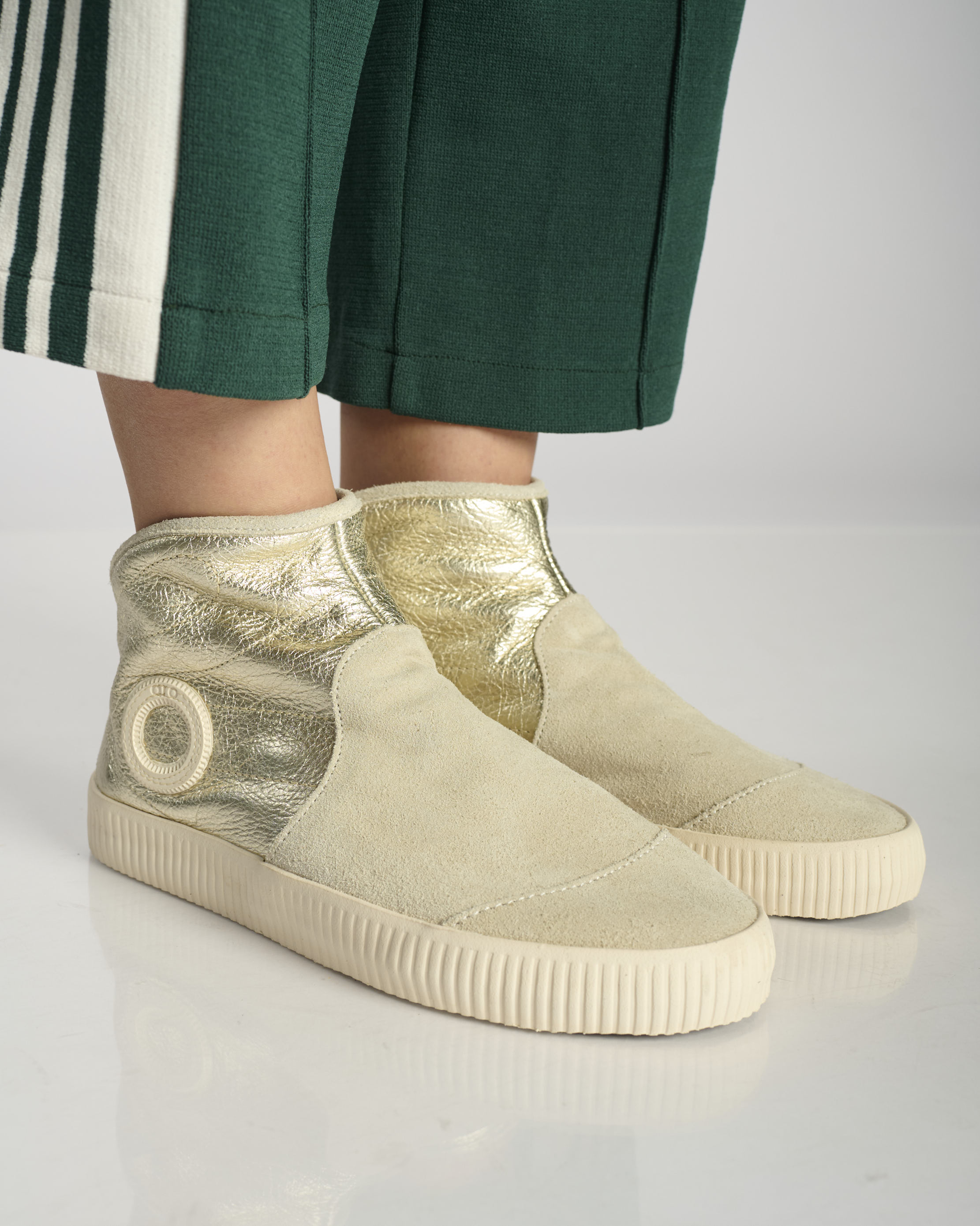 נעלי נשים - Aro - מגפונים משולבים NOELLE - פלטינה1