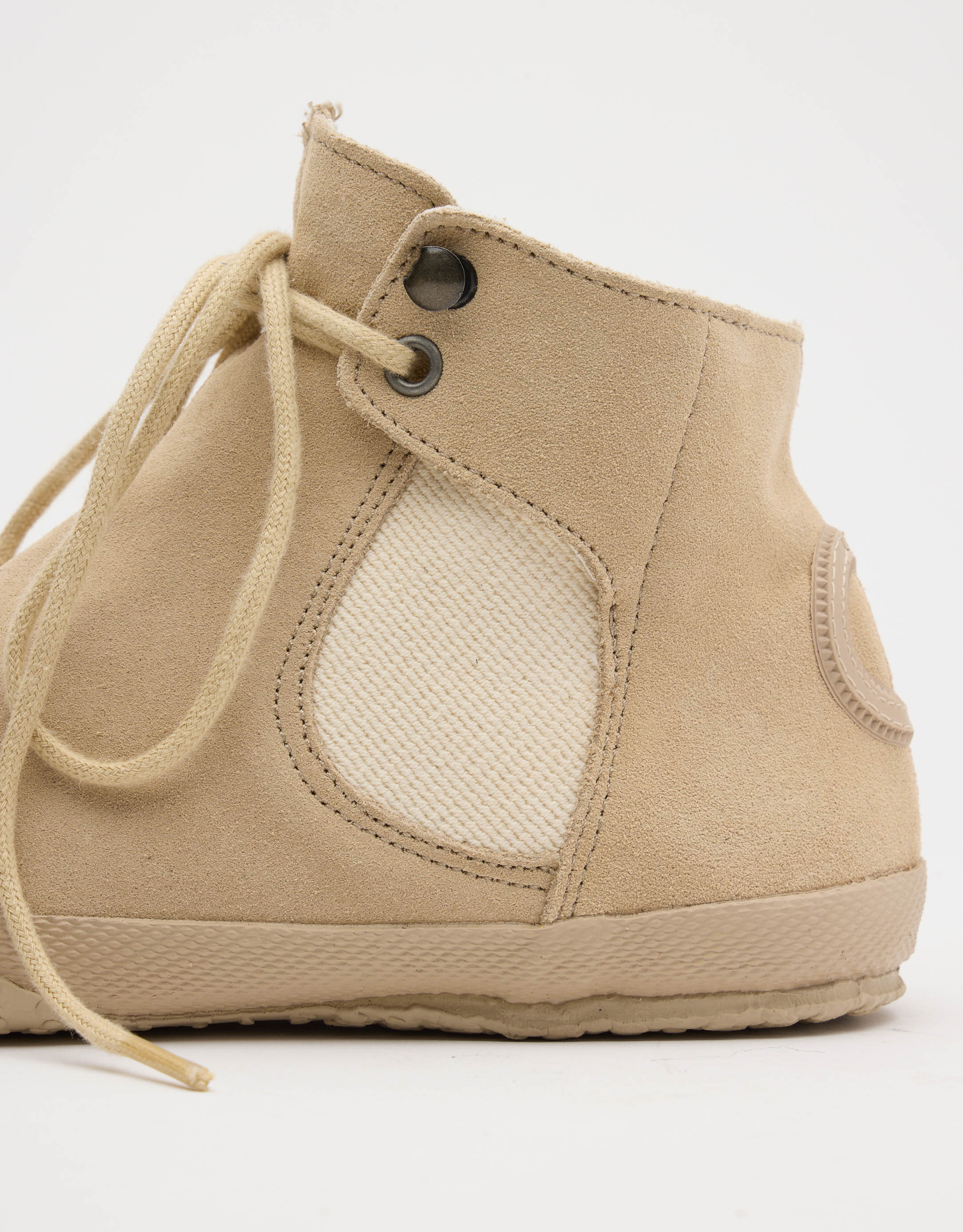 נעלי נשים - Aro - מגפוני זמש WILLY - בז'4