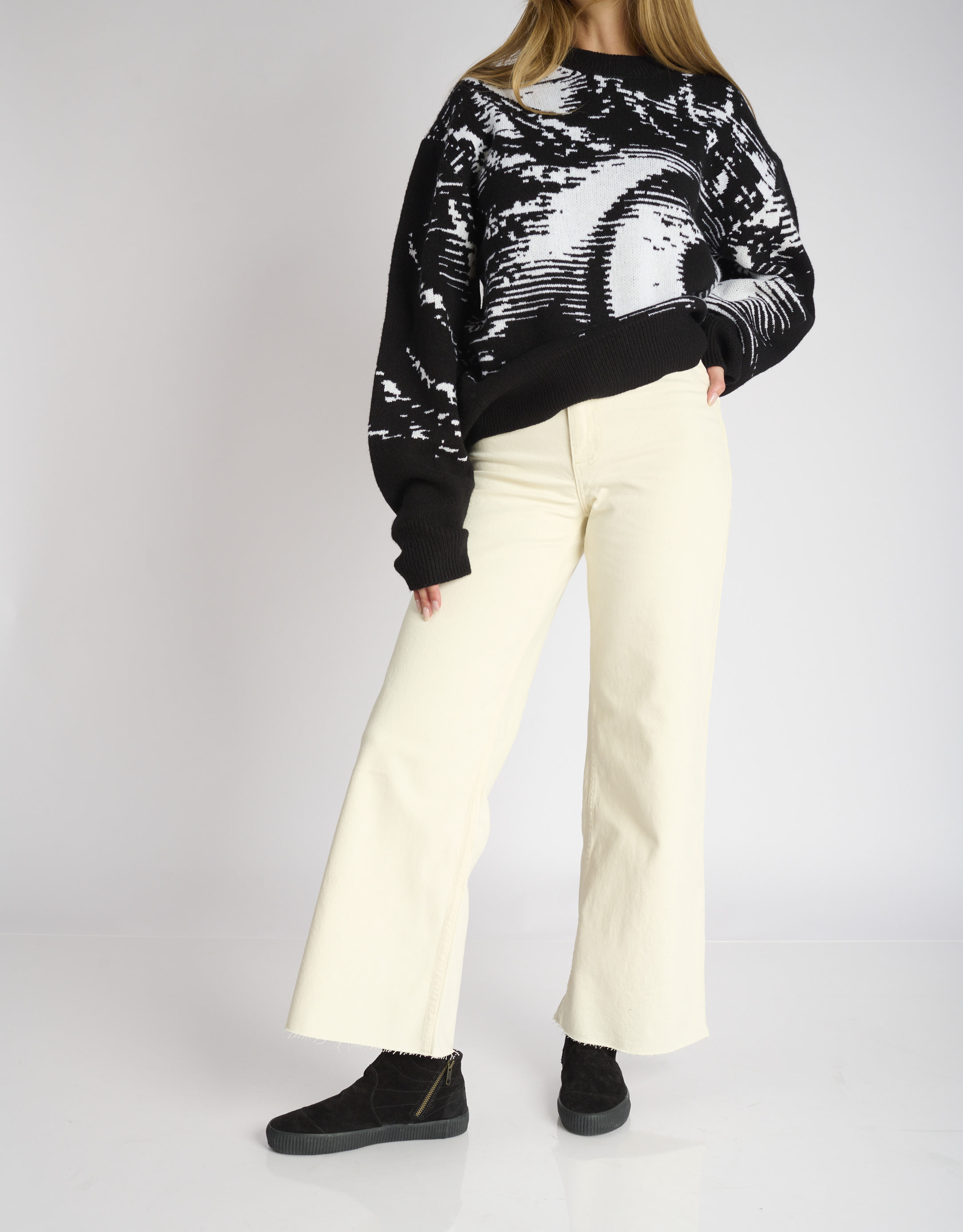 נעלי נשים - Aro - מגפוני זמש  NOELLE - שחור3