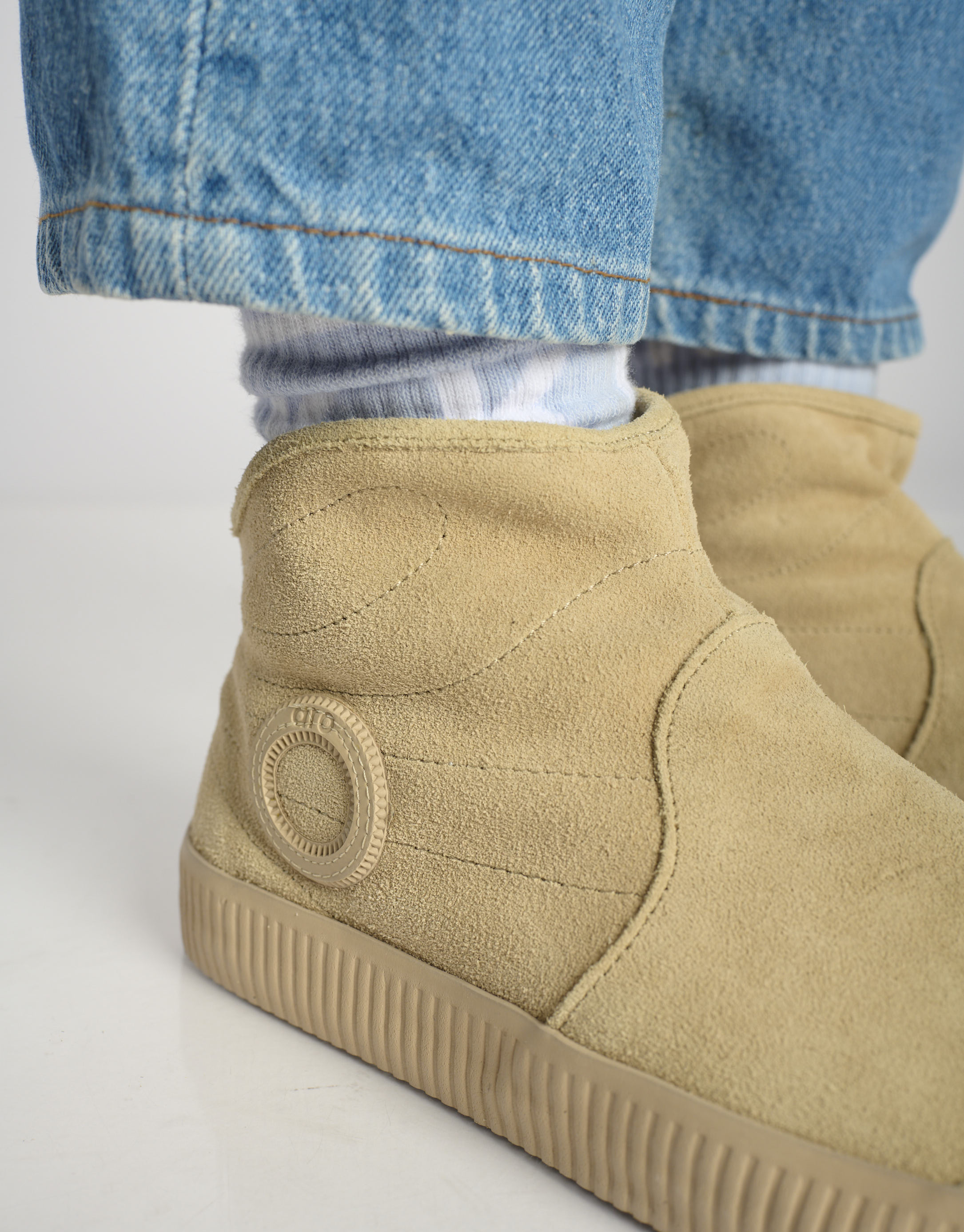 נעלי נשים - Aro - מגפוני זמש  NOELLE - בז'4