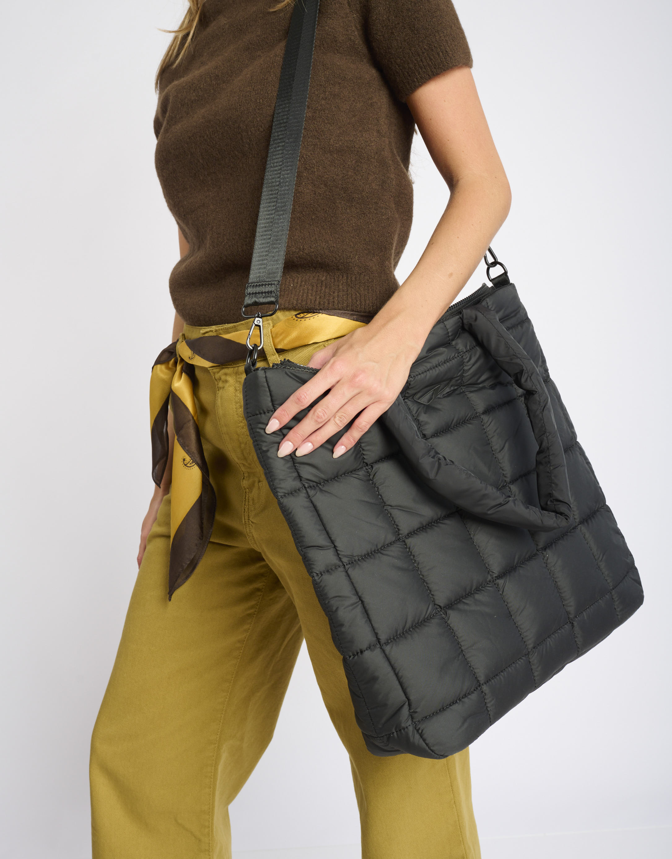 נעלי נשים - Arkk - תיק  PADDED SHOPPER - שחור3