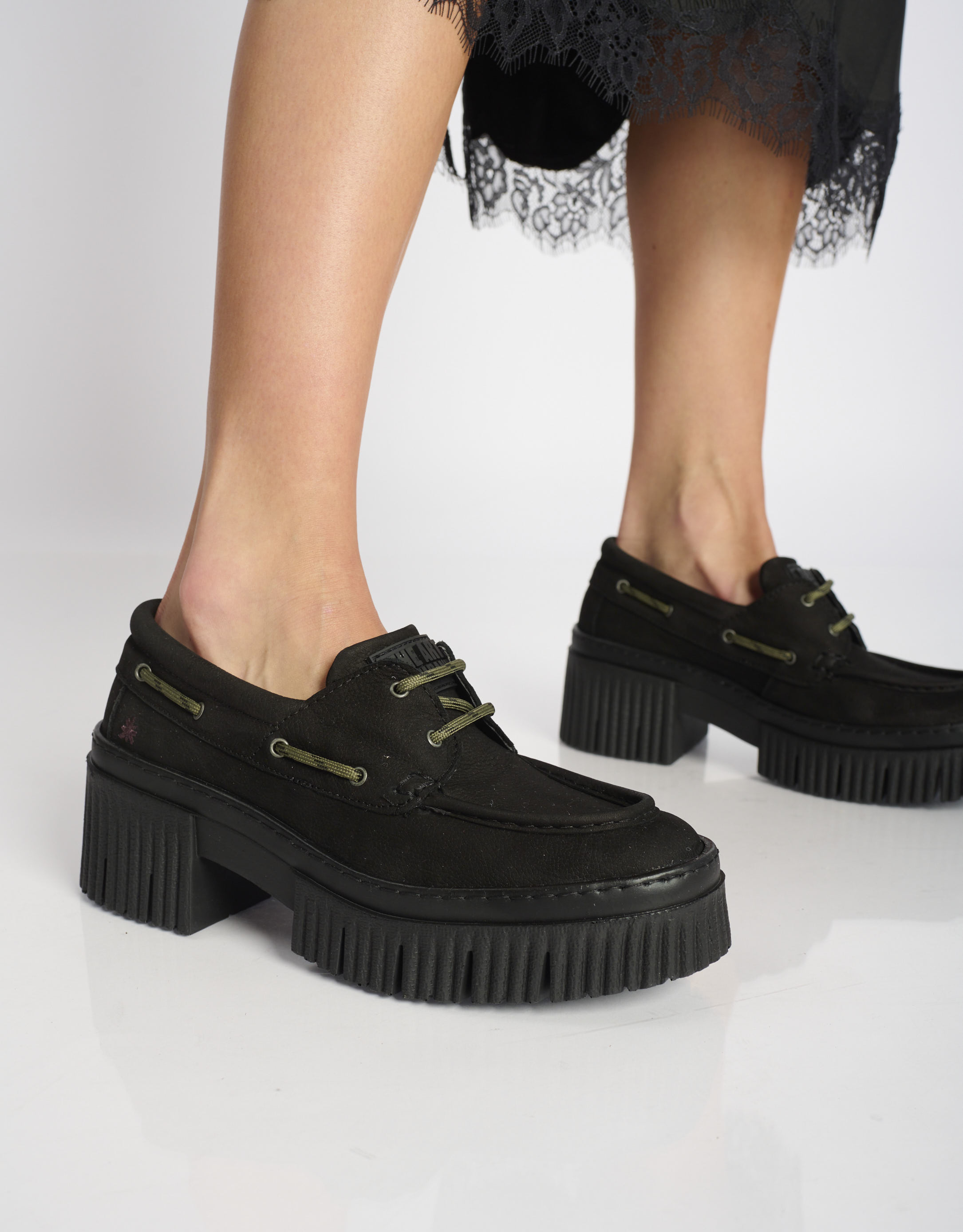 נעלי נשים - Art - נעלי מוקסין עם שרוך YORK - שחור3