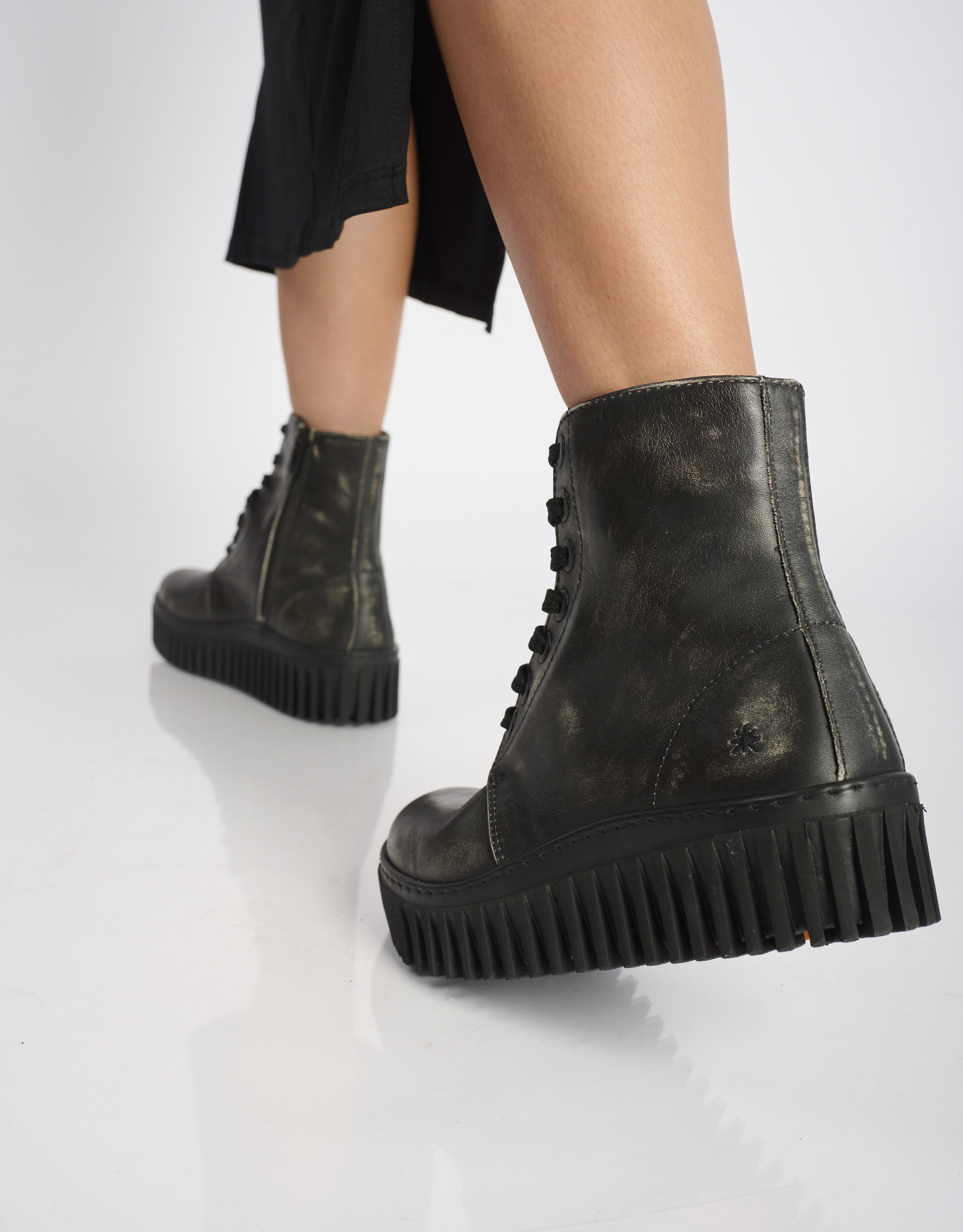 נעלי נשים - Art - מגפון שרוכים BRIGHTON - שחור מיוחד1