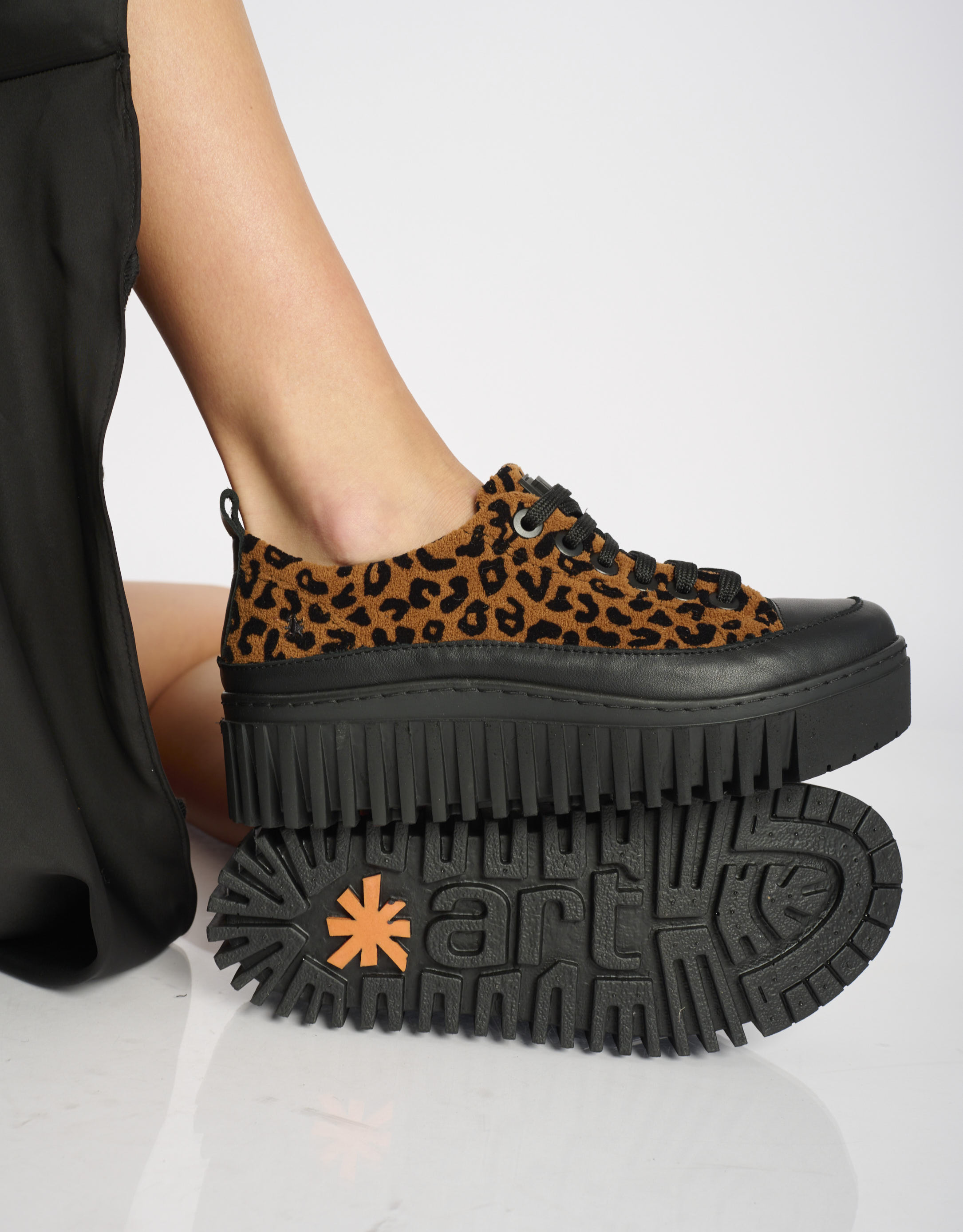 נעלי נשים - Art - נעלי פלטפורמה BRIGHTON - נמר1