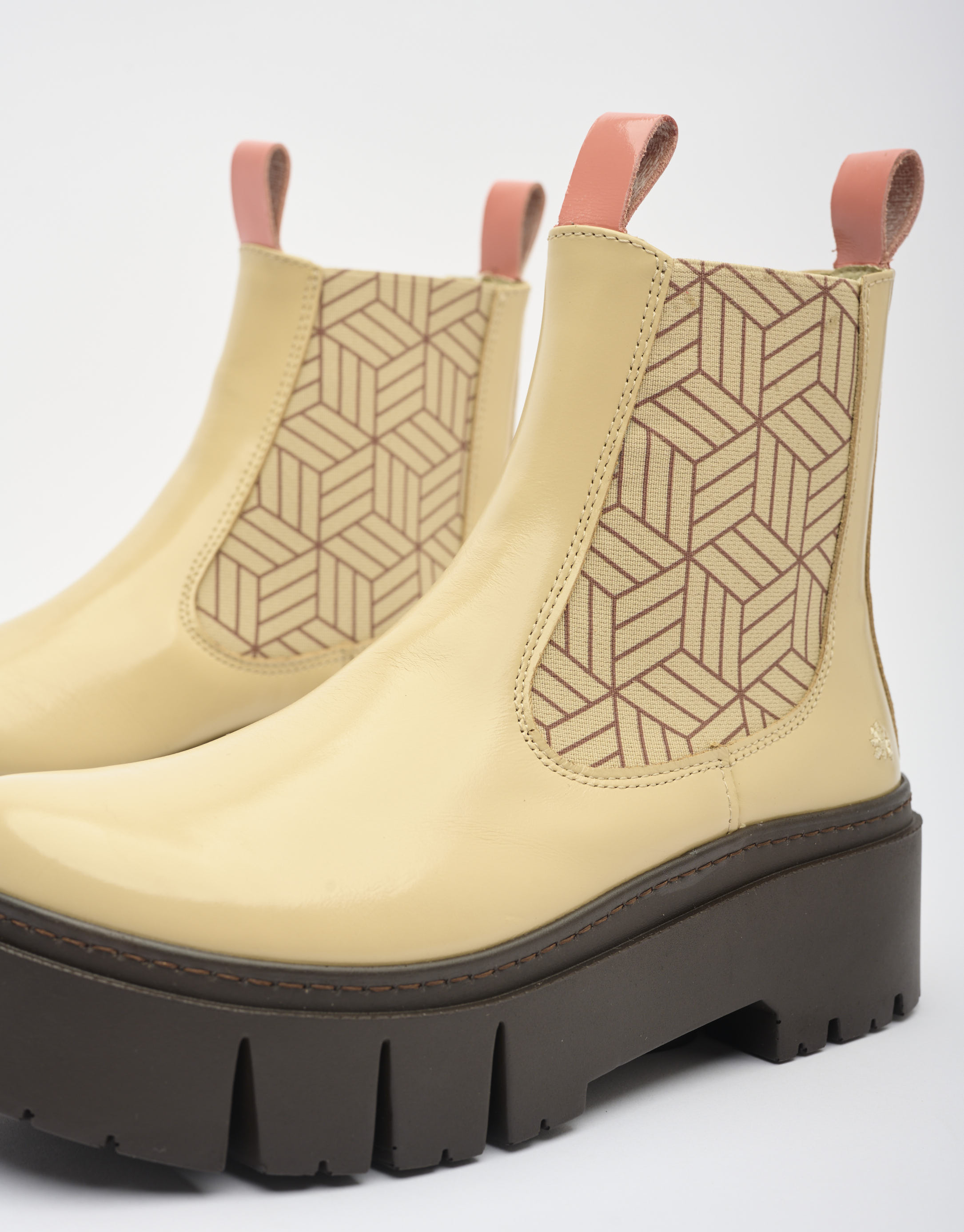 נעלי נשים - Art - מגפוני צ'לסי LEEDS - אופוויט2