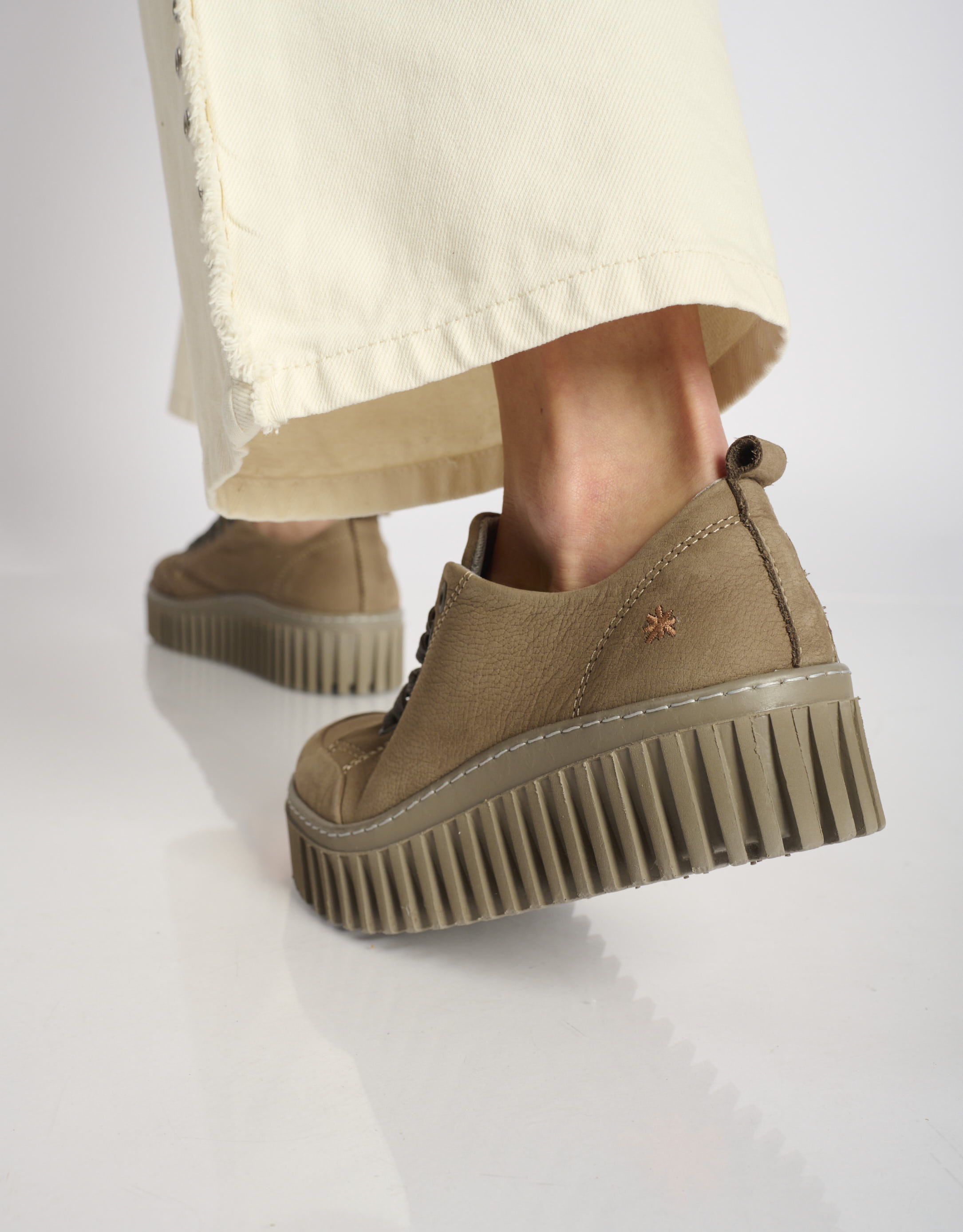 נעלי נשים - Art - נעלי עור שרוכים BRIGHTON - אפור חום4