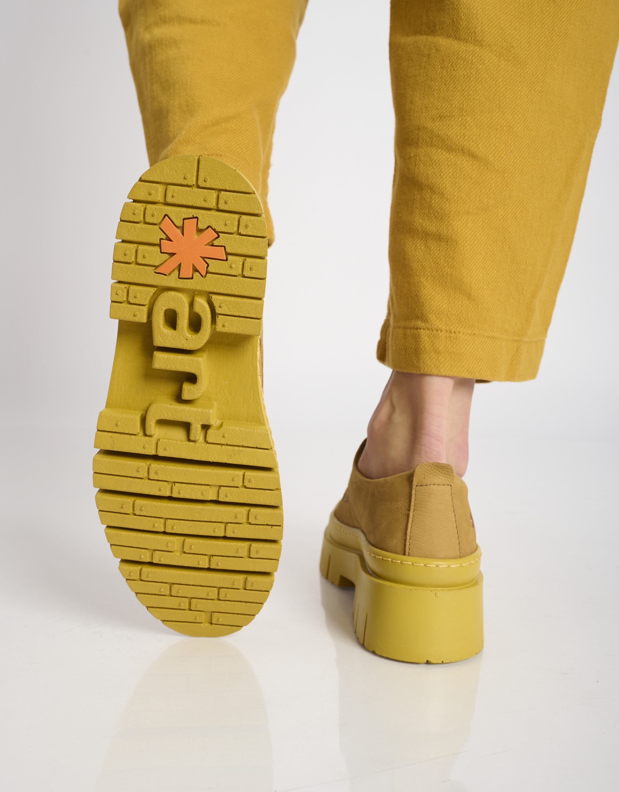 נעלי נשים - Art - נעלי פלטפורמה AMBERES - חרדל1