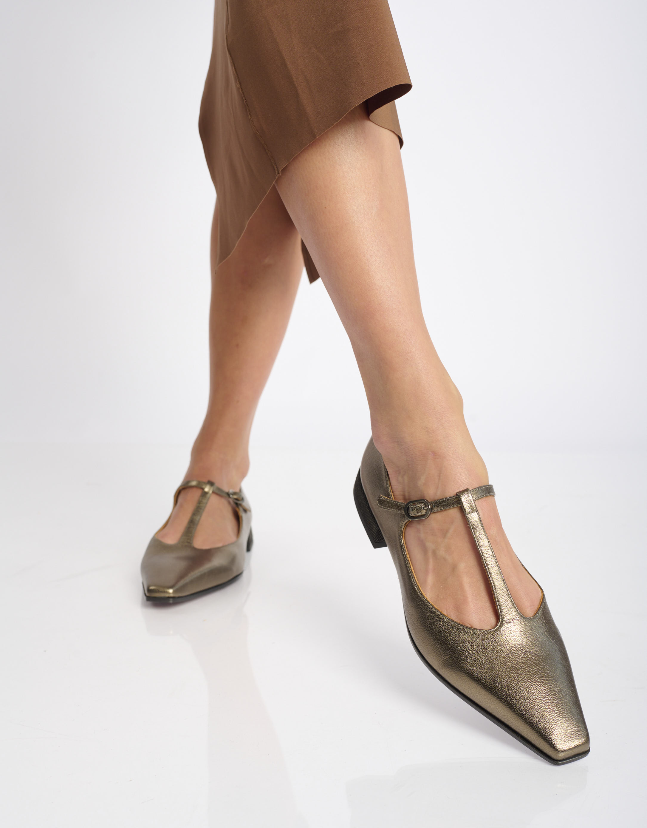 נעלי נשים - Chie Mihara - נעלי סירה שטוחות GATUS - ברונזה1