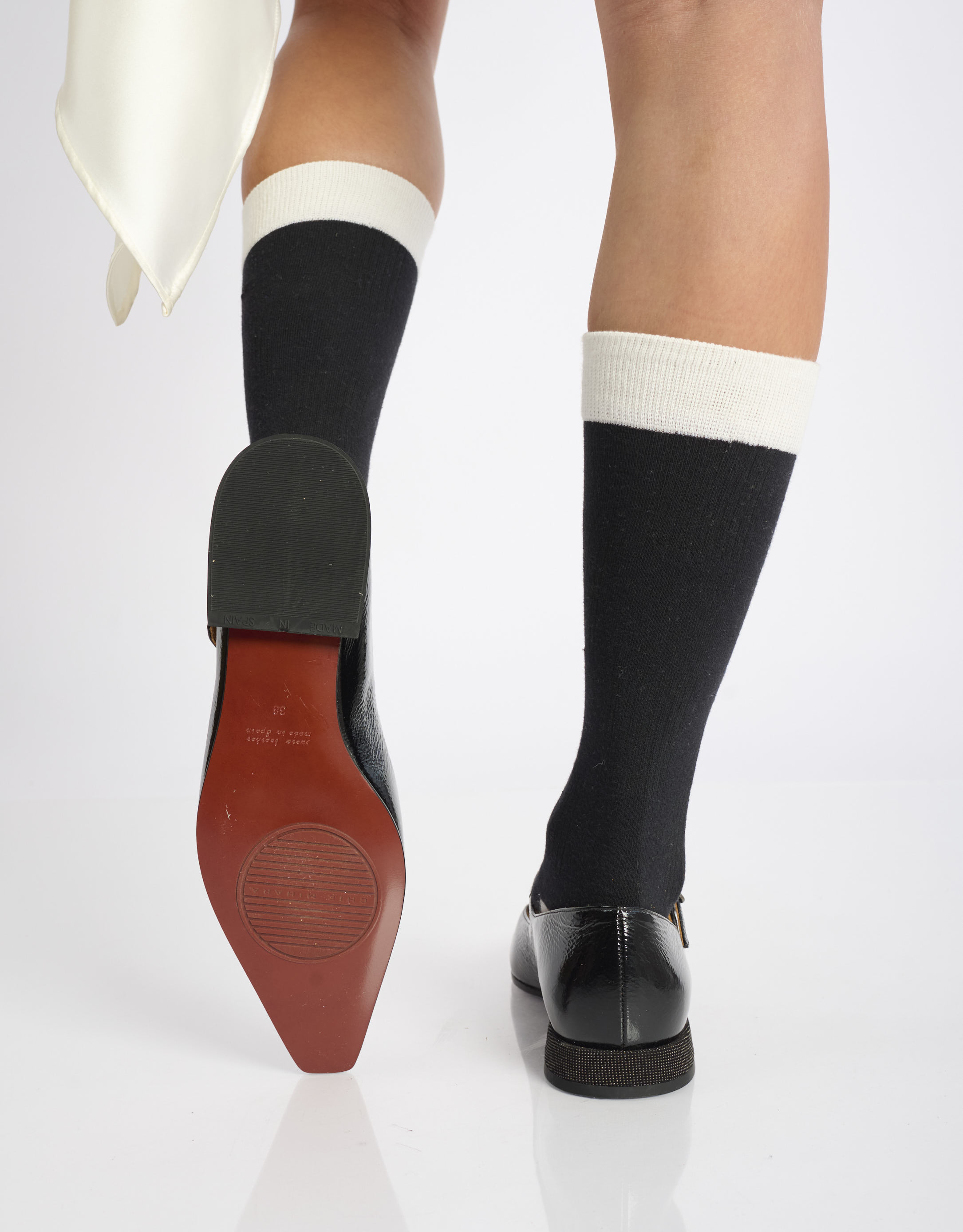 נעלי נשים - Chie Mihara - נעלי סירה שטוחות GATUS - שחור4