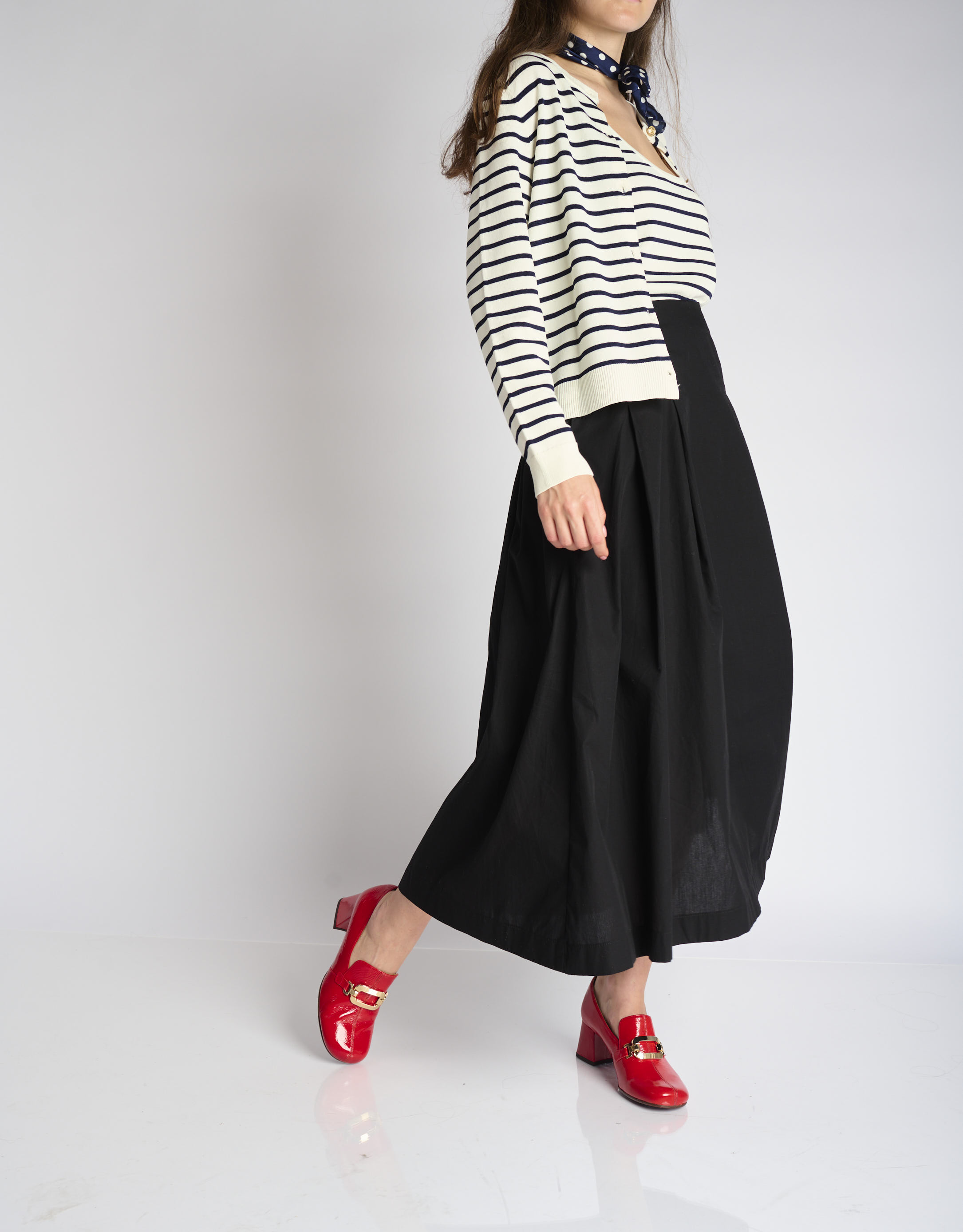 נעלי נשים - Chie Mihara - נעלי מוקסין עם עקב MOIL - אדום2