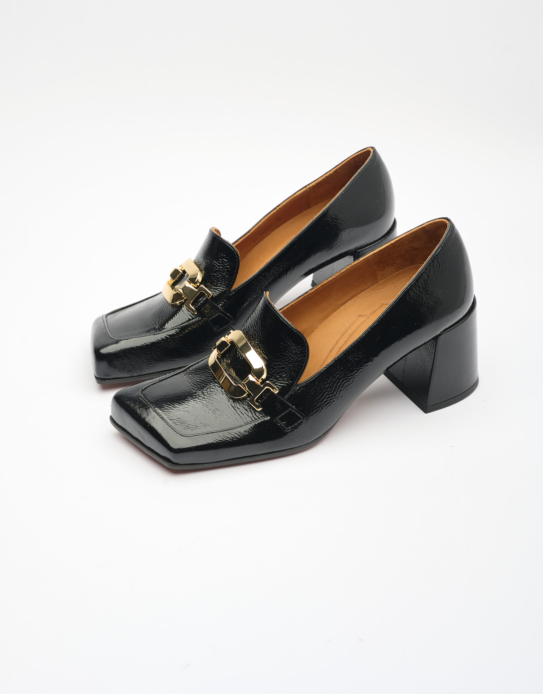 נעלי נשים - Chie Mihara - נעלי מוקסין עם עקב URSALI - שחור2