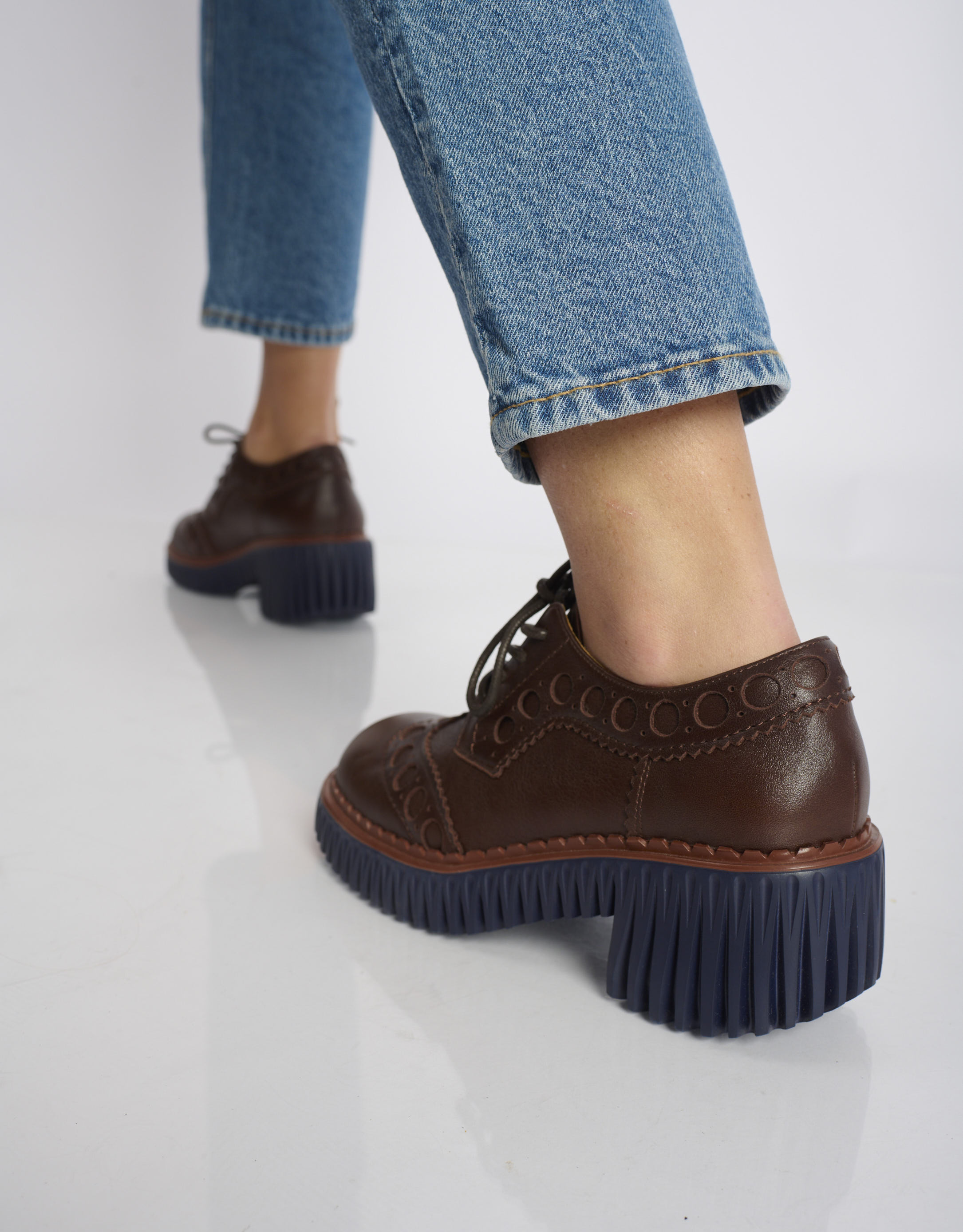 נעלי נשים - 4CCCCEES - נעלי אוקספורד PLITA WIND - חום4