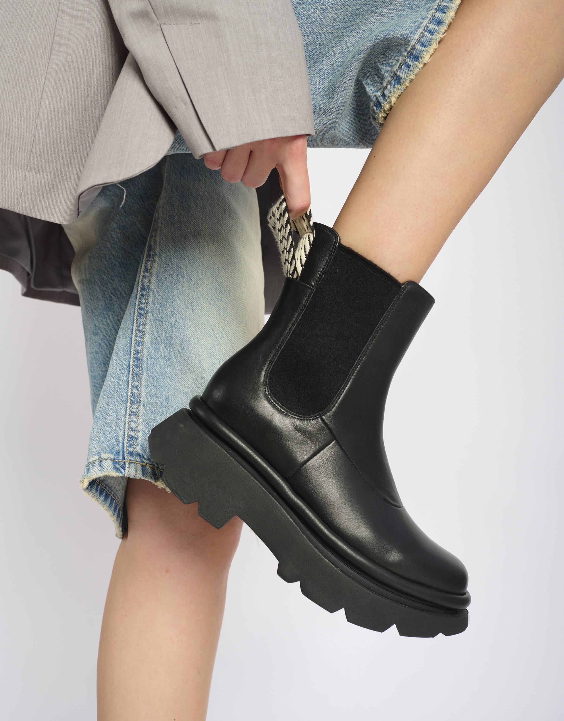 נעלי נשים - 4CCCCEES - מגפוני צ'לסי CRUNCH - שחור1