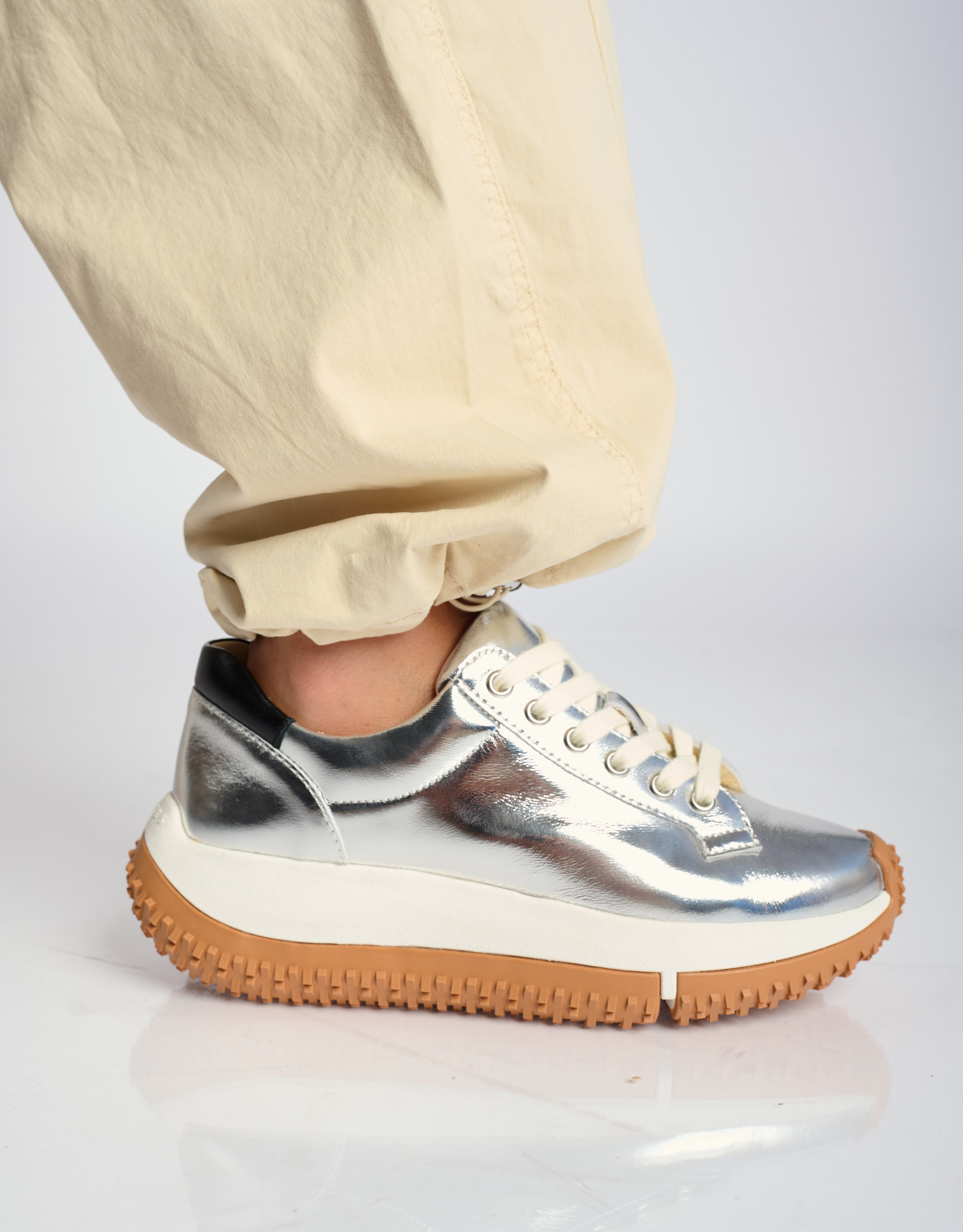 נעלי נשים - 4CCCCEES - סניקרס עור KAPOK SOON - כסף3