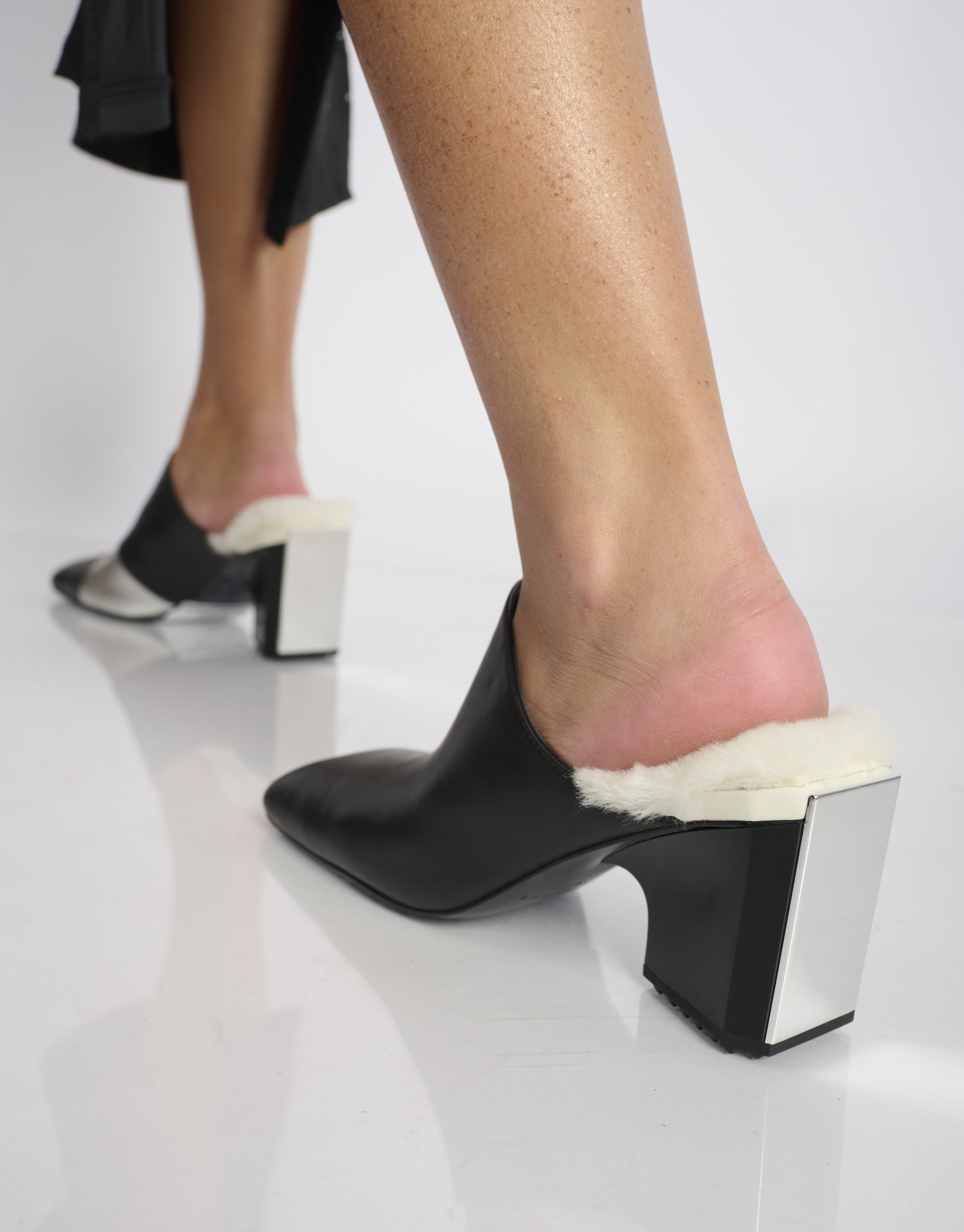 נעלי נשים - 4CCCCEES - כפכפי עקב MIRROR ELLA - שחור4