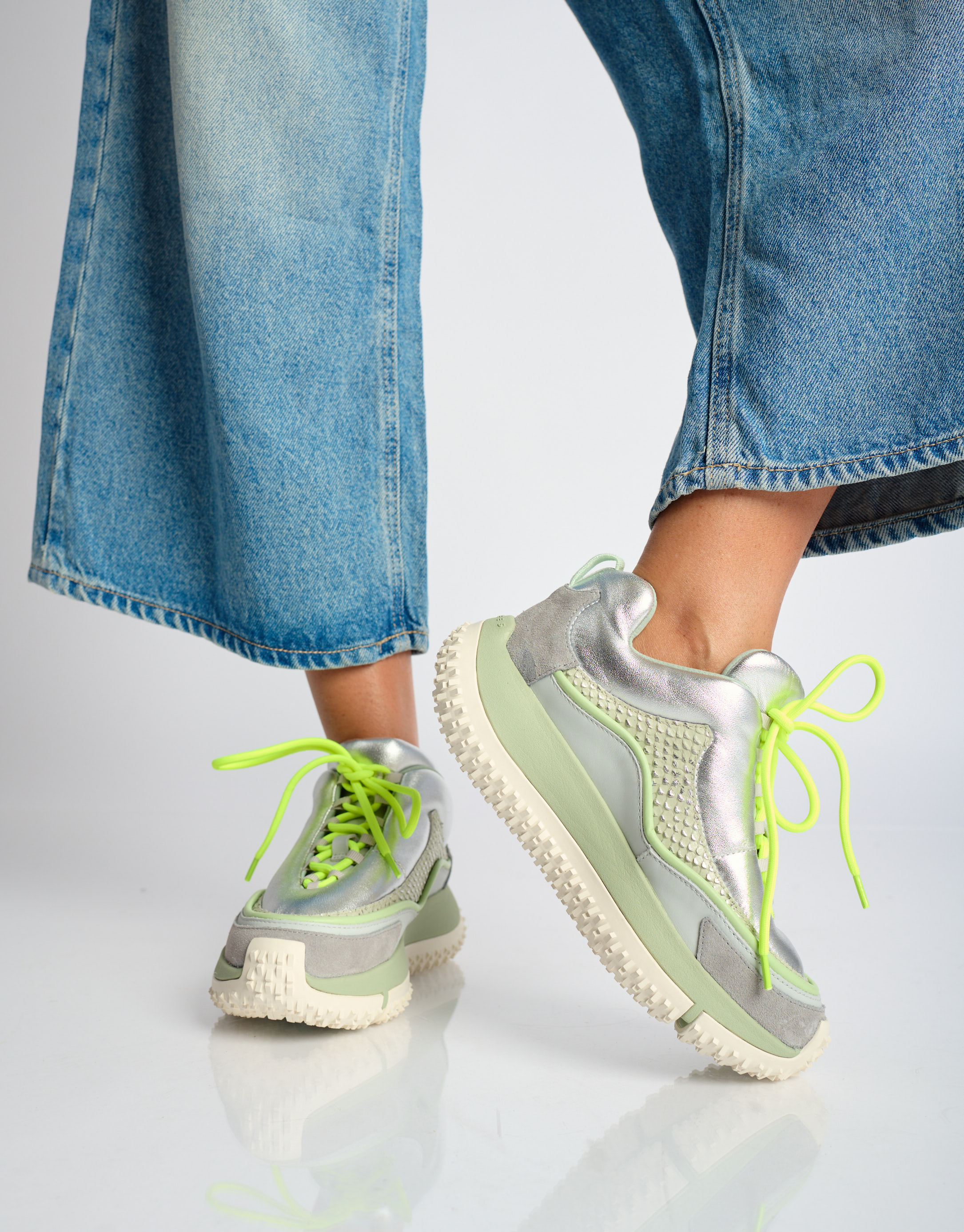 נעלי נשים - 4CCCCEES - סניקרס עור KAPOK SWAN - כסף4