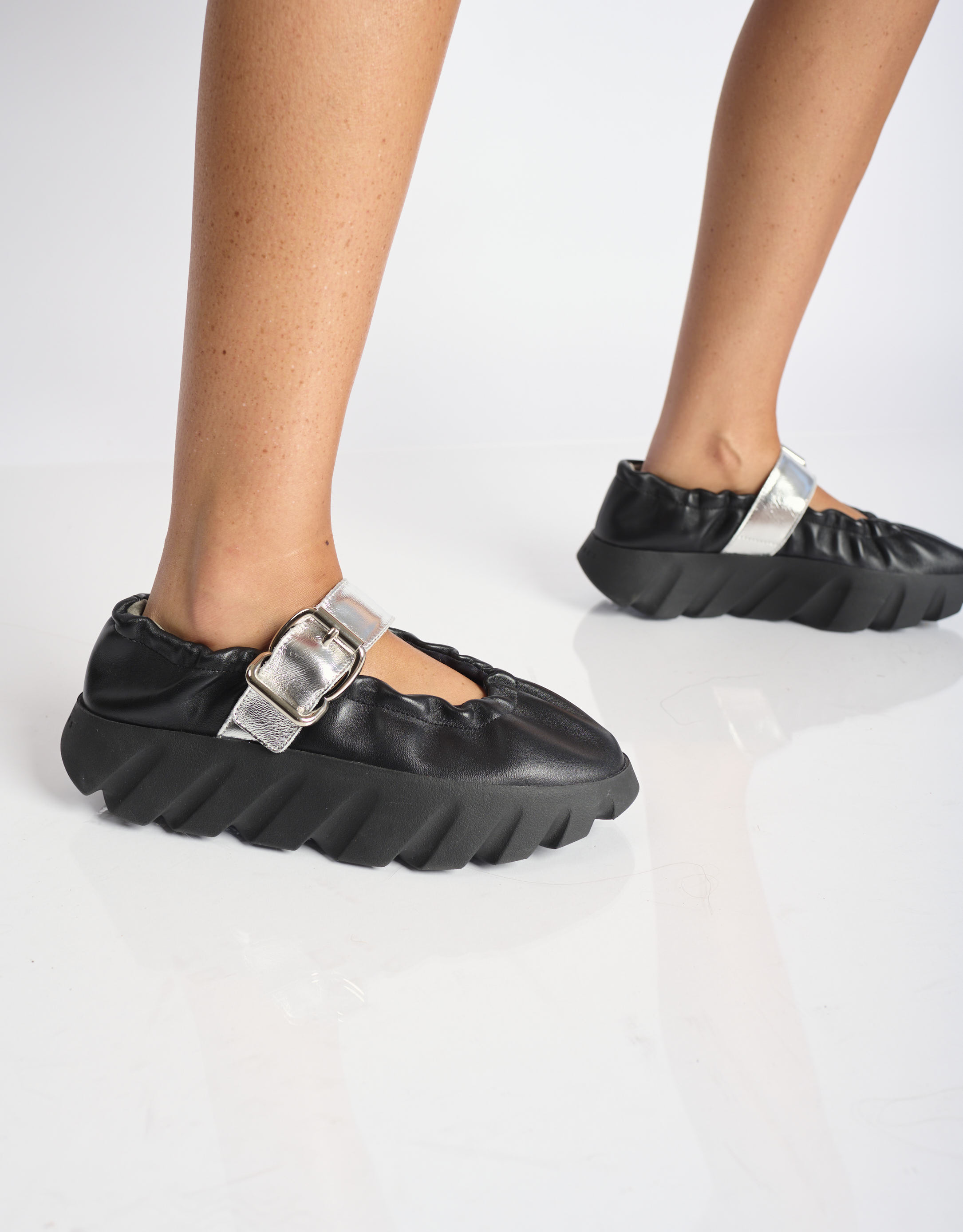 נעלי נשים - 4CCCCEES - נעלי בובה TURA COVE - שחור2