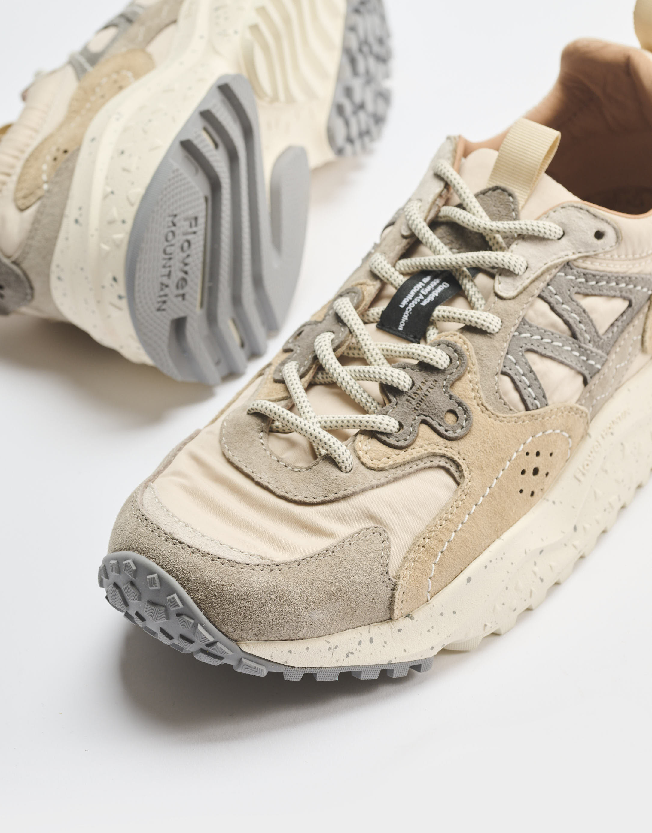 נעלי גברים - Flower Mountain - סניקרס זמש ובד SOLIN - בז'1