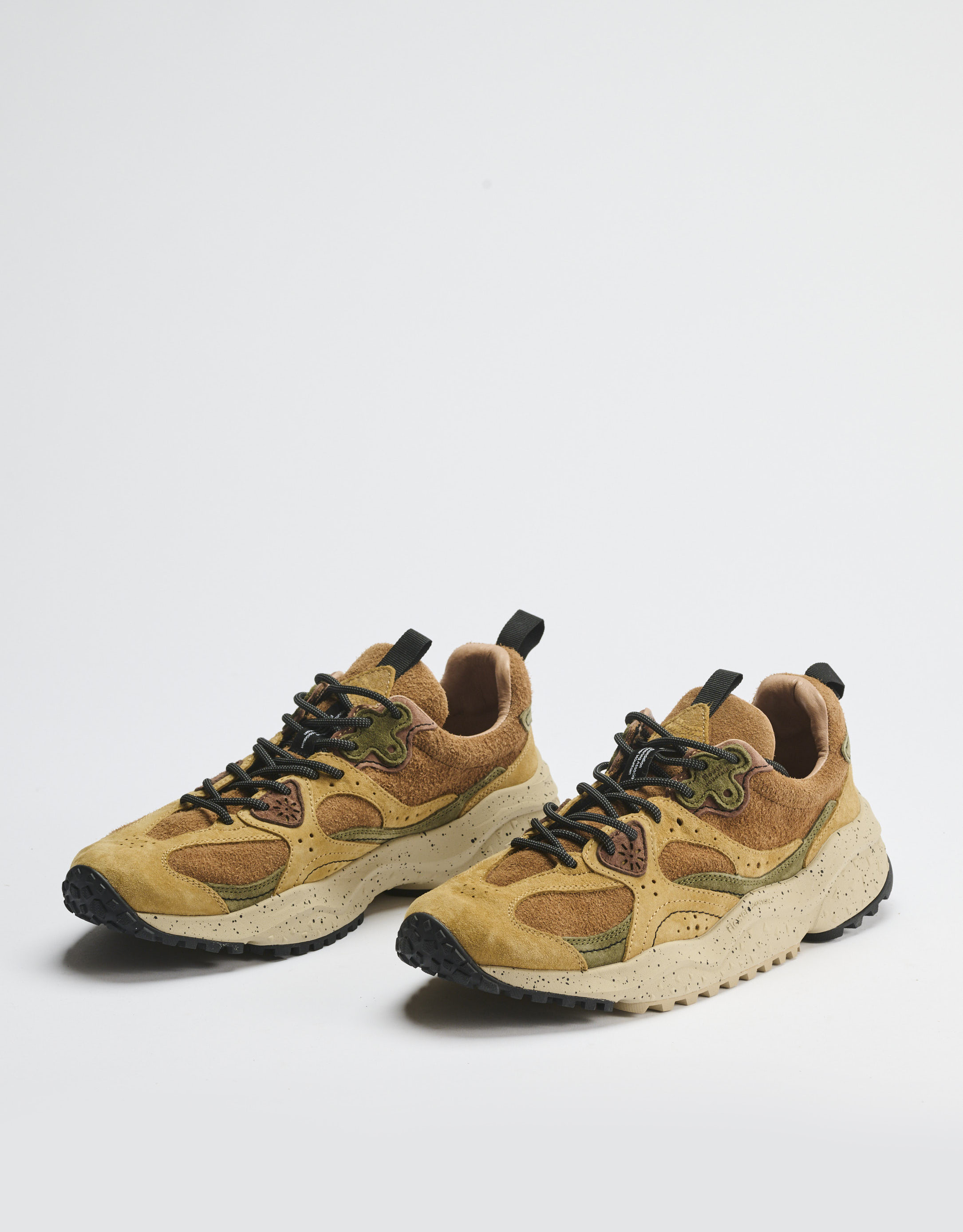 נעלי גברים - Flower Mountain - סניקרס זמש ובד WAVE - קאמל2