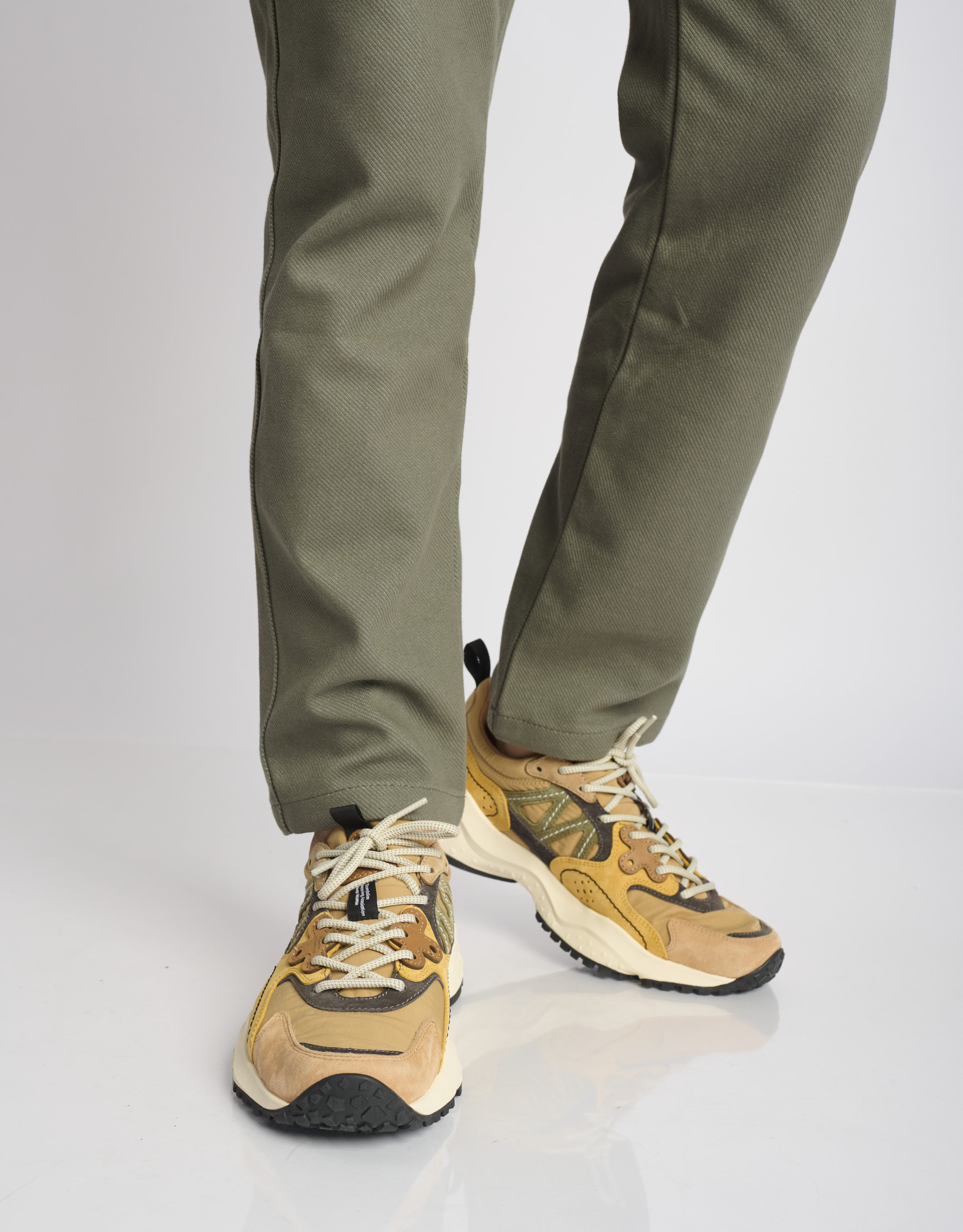 נעלי גברים - Flower Mountain - סניקרס זמש ובד SOLIN - חום   כתום3