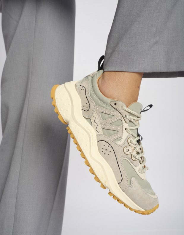 נעלי נשים - Flower Mountain - סניקרס זמש ובד SOLIN - אפור בהיר