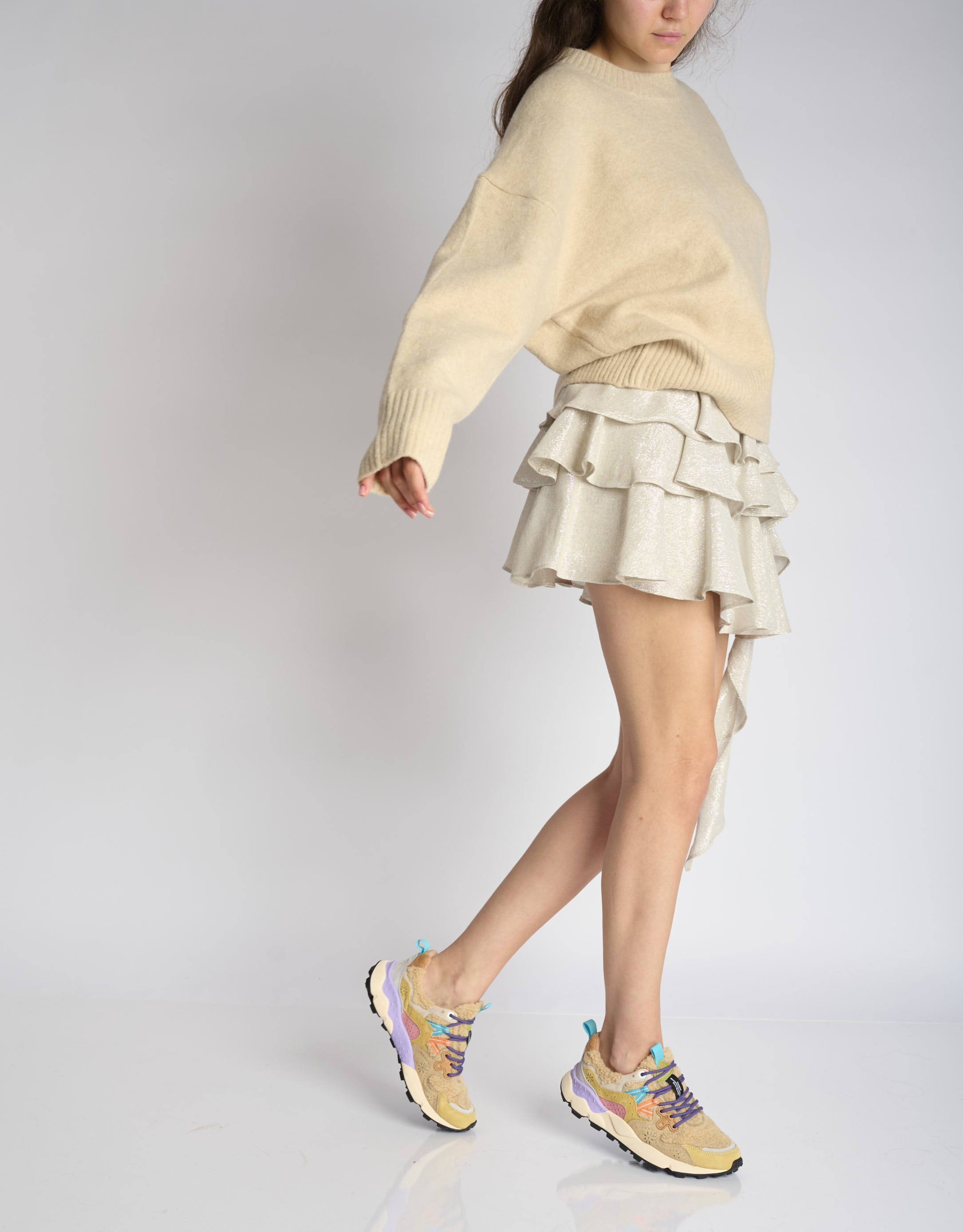 נעלי נשים - Flower Mountain - סניקרס YAMANO 3 טדי - בז'2