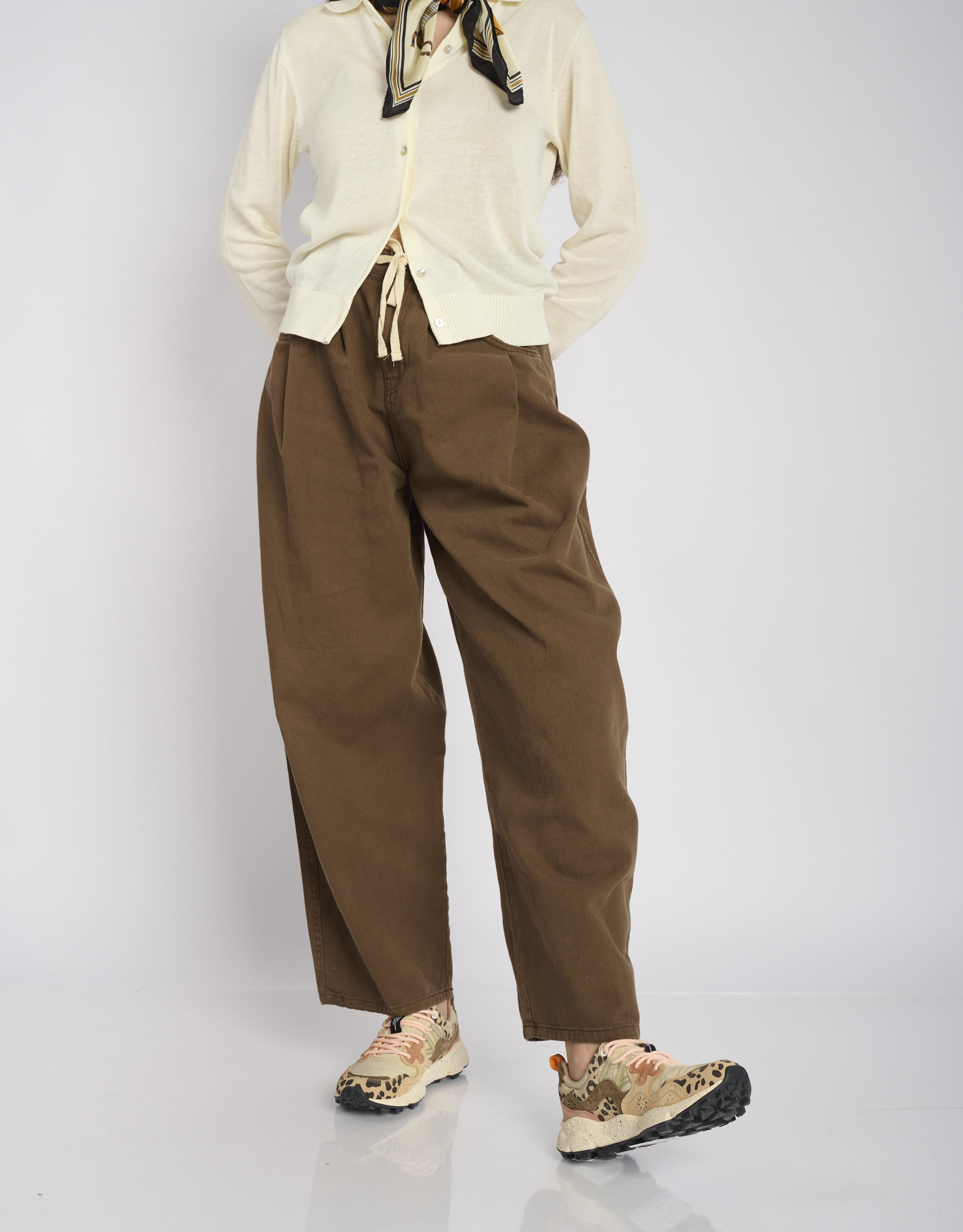 נעלי נשים - Flower Mountain - סניקרס מנומרות YAMANO - בז'   חום3