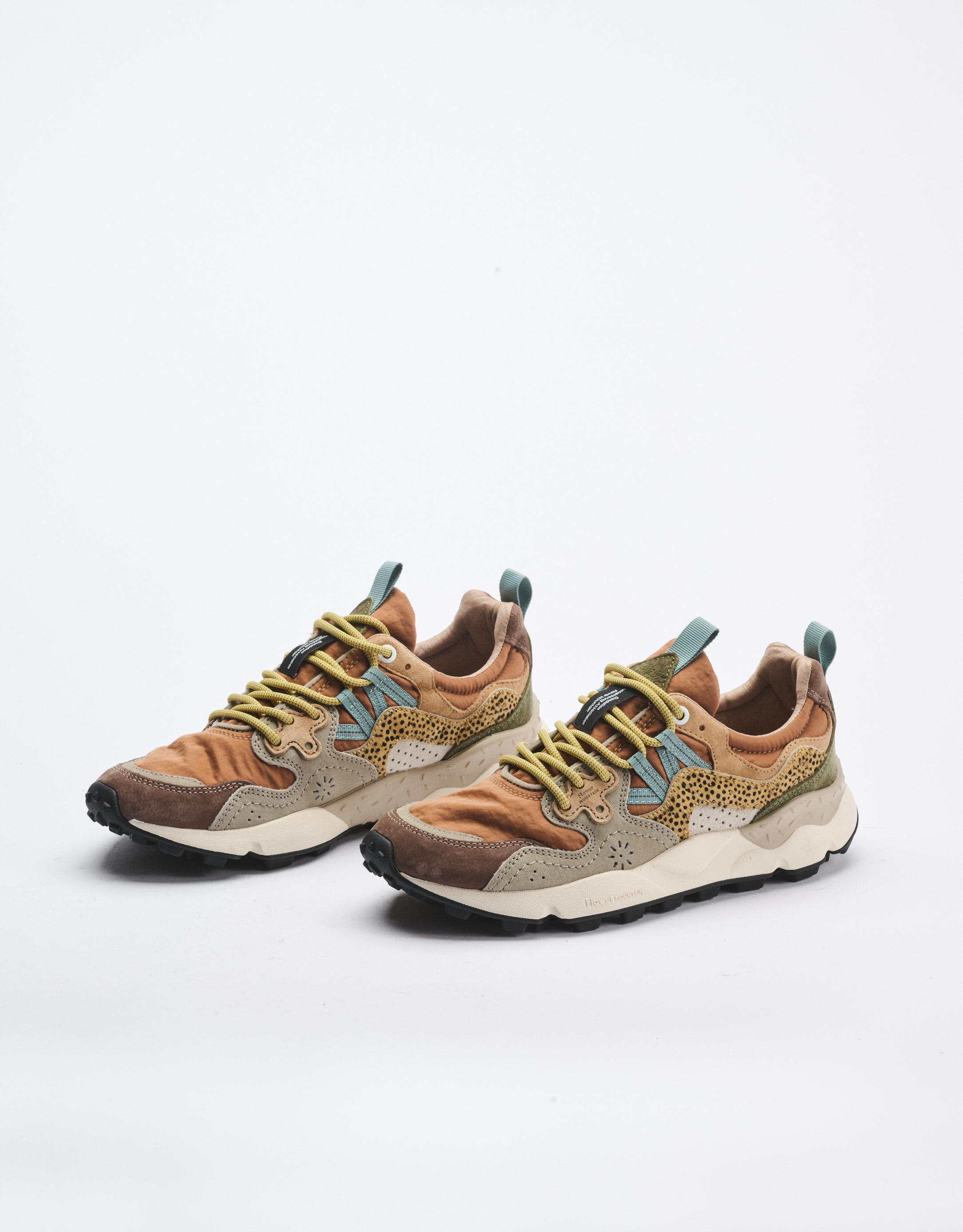 נעלי נשים - Flower Mountain - סניקרס מנומרות YAMANO - חום3