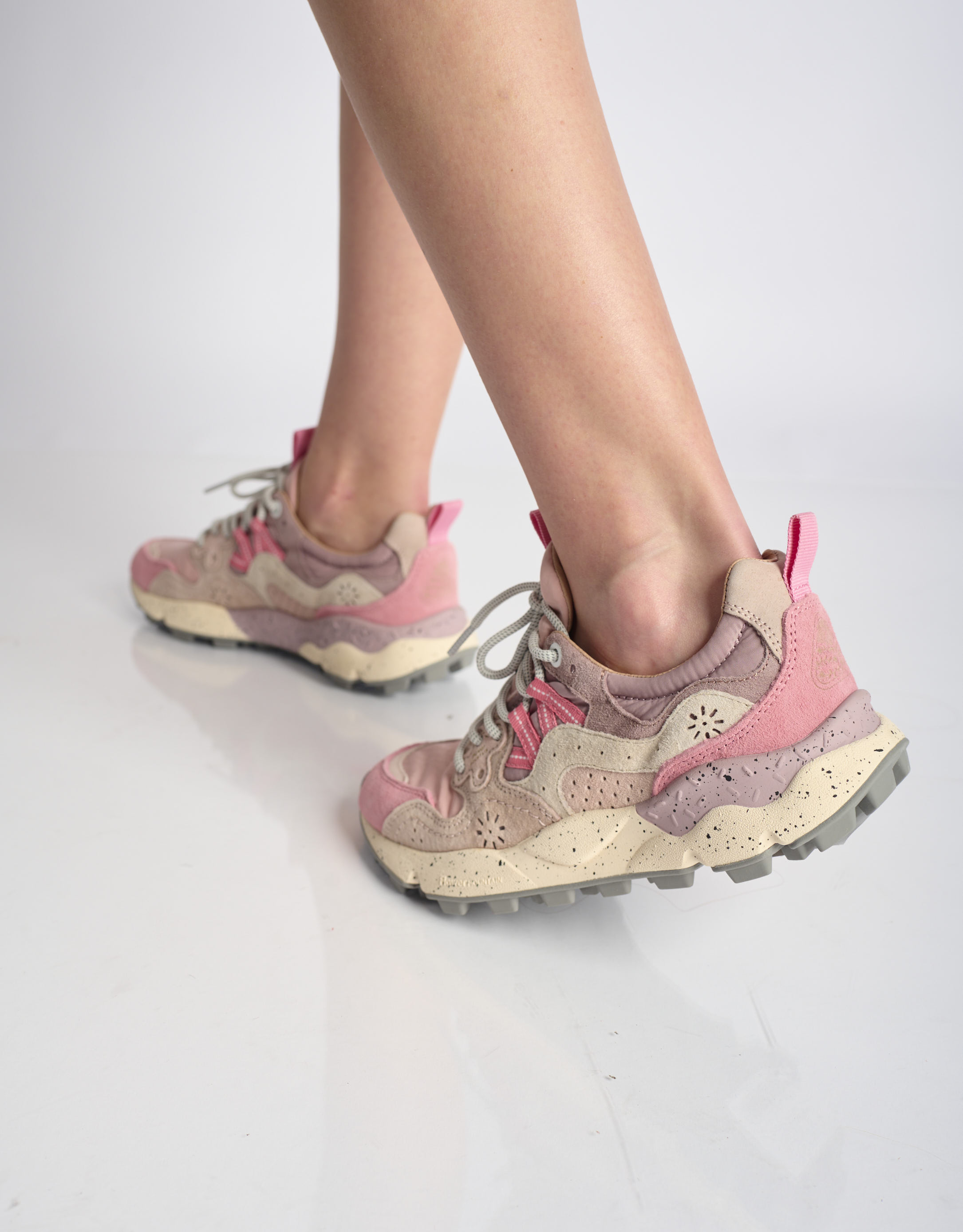 נעלי נשים - Flower Mountain - סניקרס YAMANO 3 - ורוד4