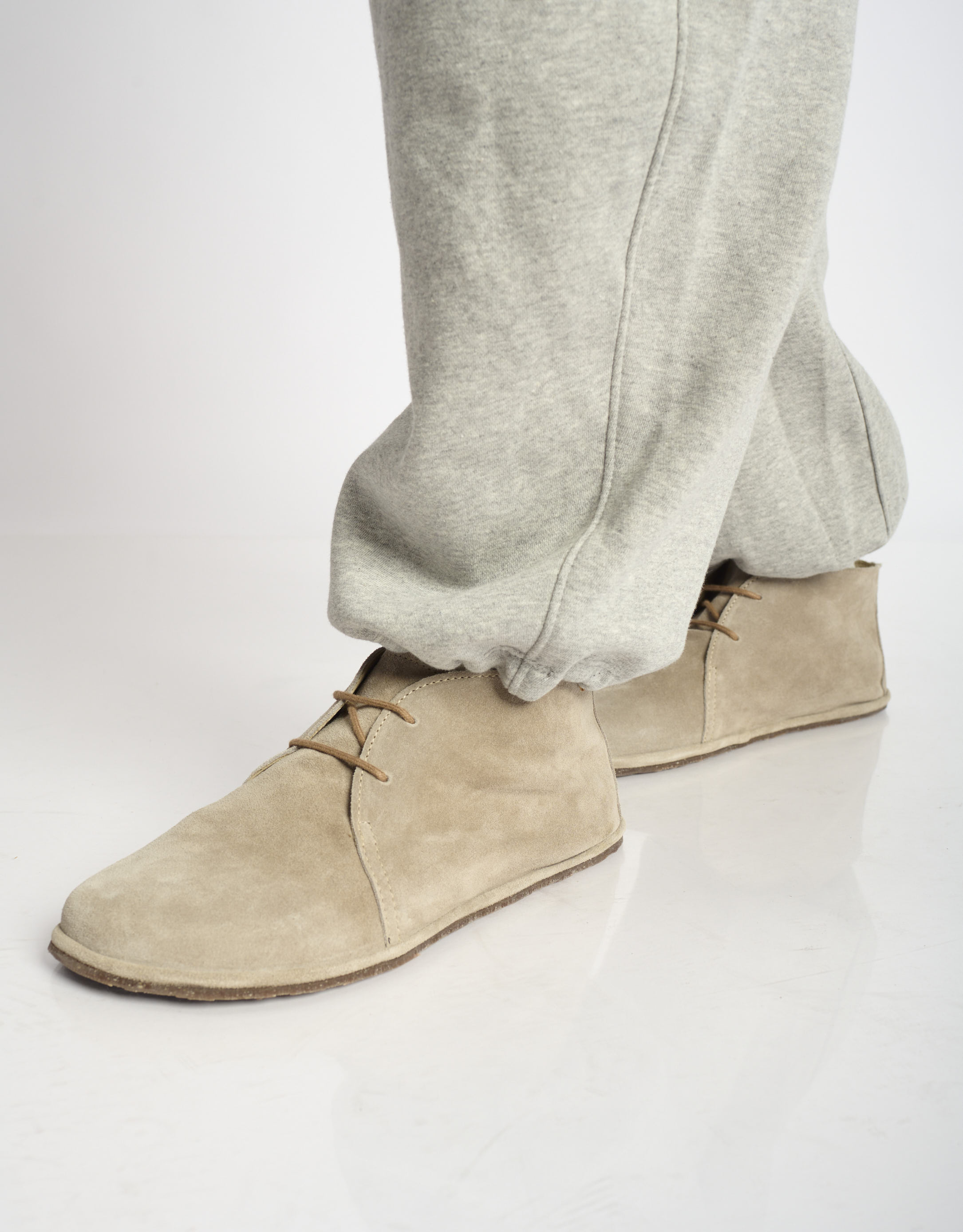 נעלי גברים - El Naturalista - נעלי זמש גבוהות BARE - אפור חום2