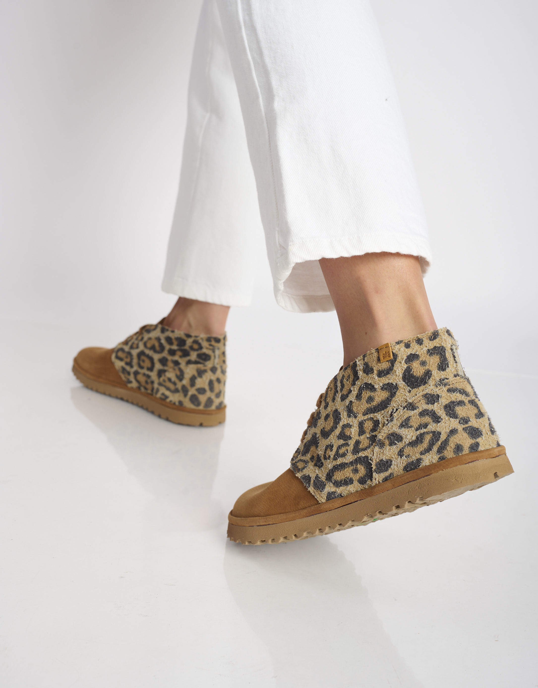 נעלי נשים - El Naturalista - נעליים משולבות TRIBU - נמר1