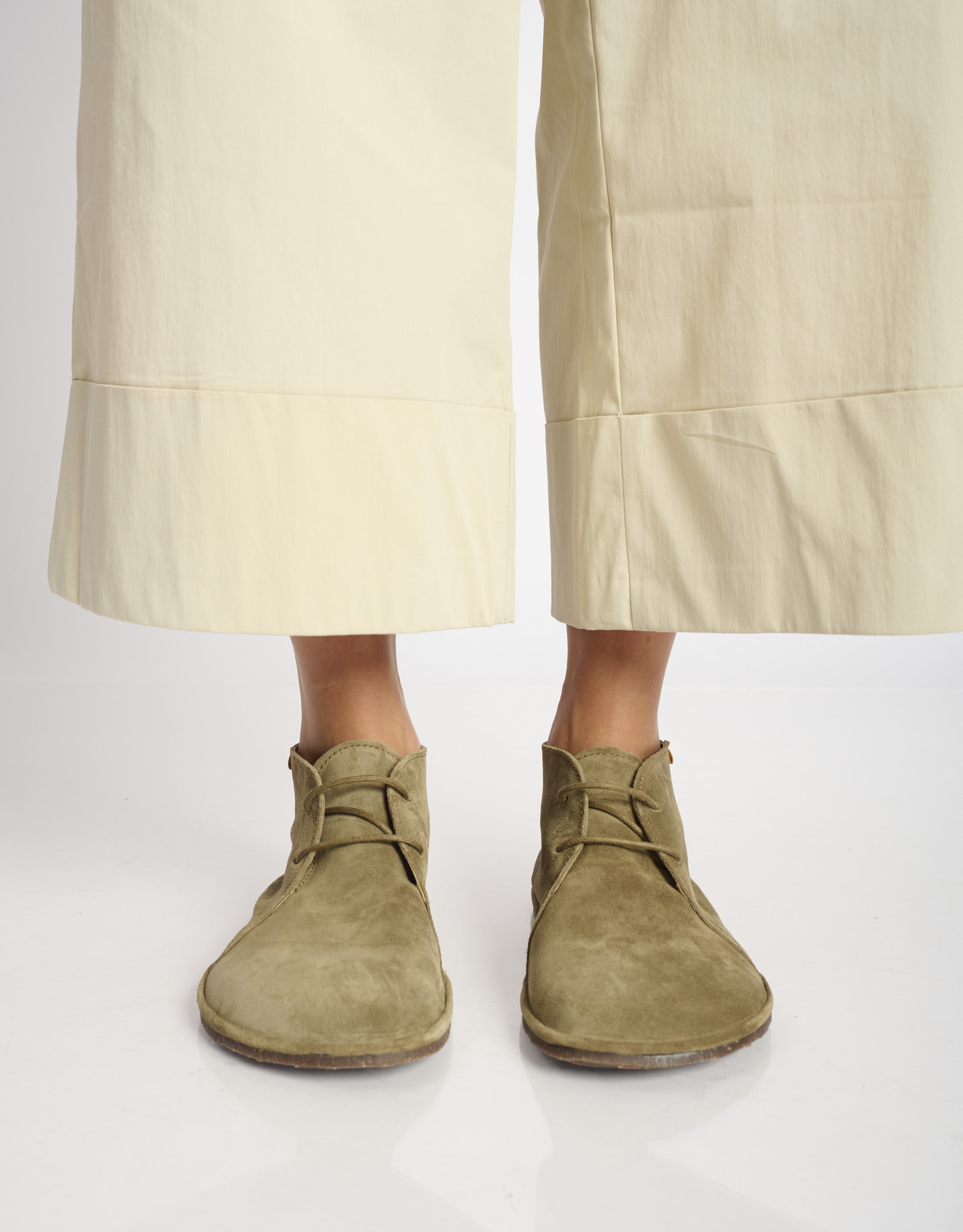 נעלי נשים - El Naturalista - נעלי זמש BARE - חום4