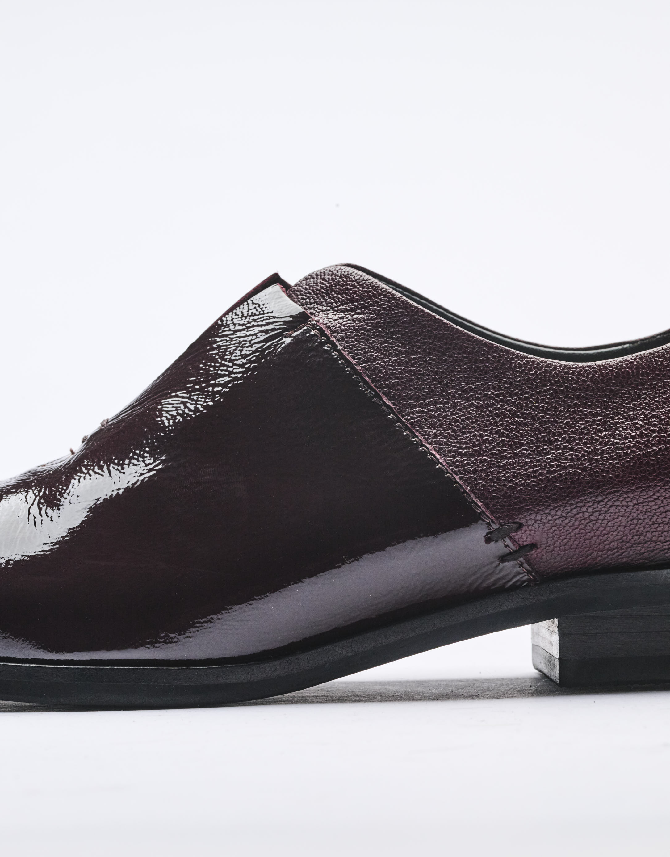 נעלי נשים - Yuko Imanishi - נעליים  מבריקות RIKO - בורדו1