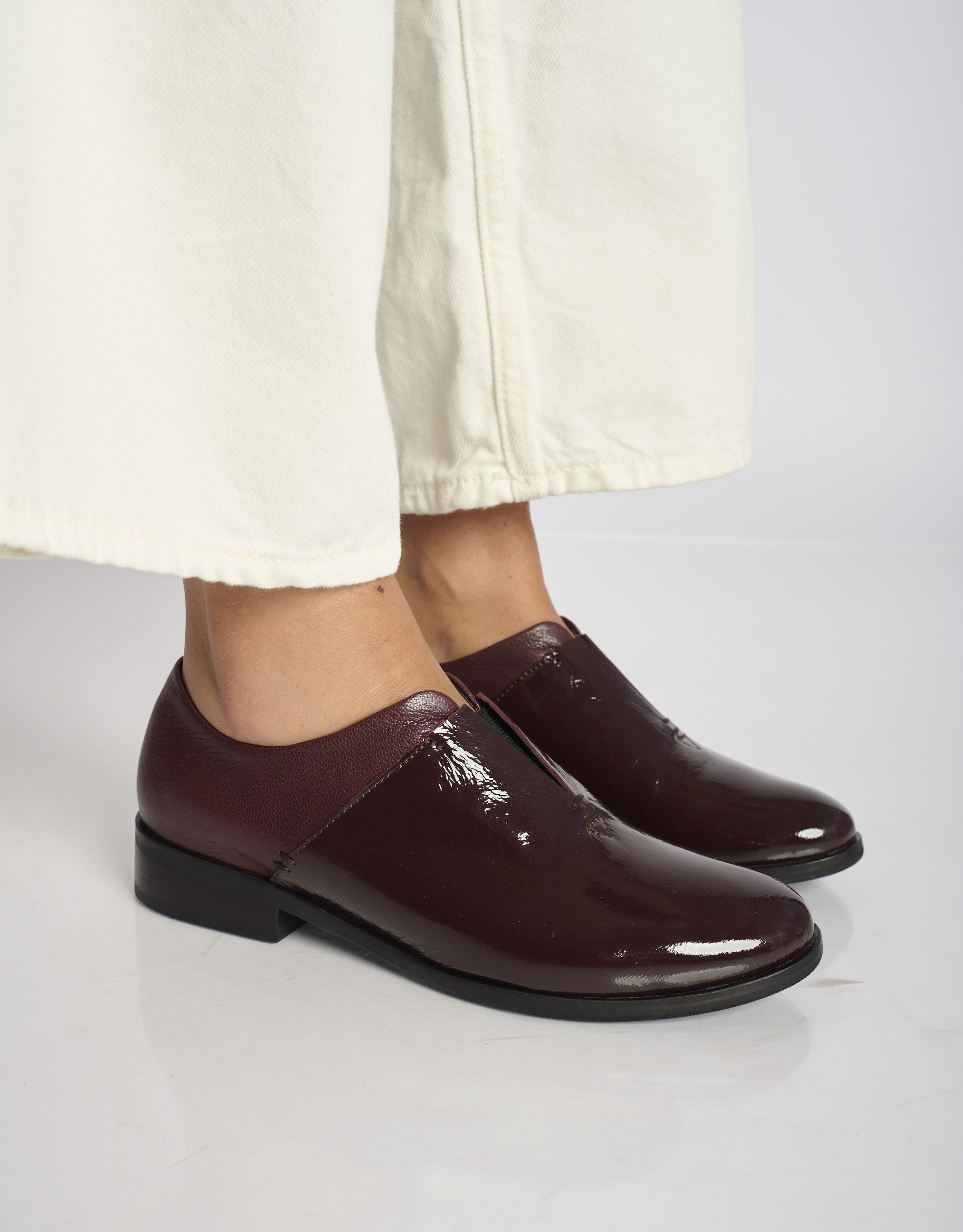 נעלי נשים - Yuko Imanishi - נעליים  מבריקות RIKO - בורדו4