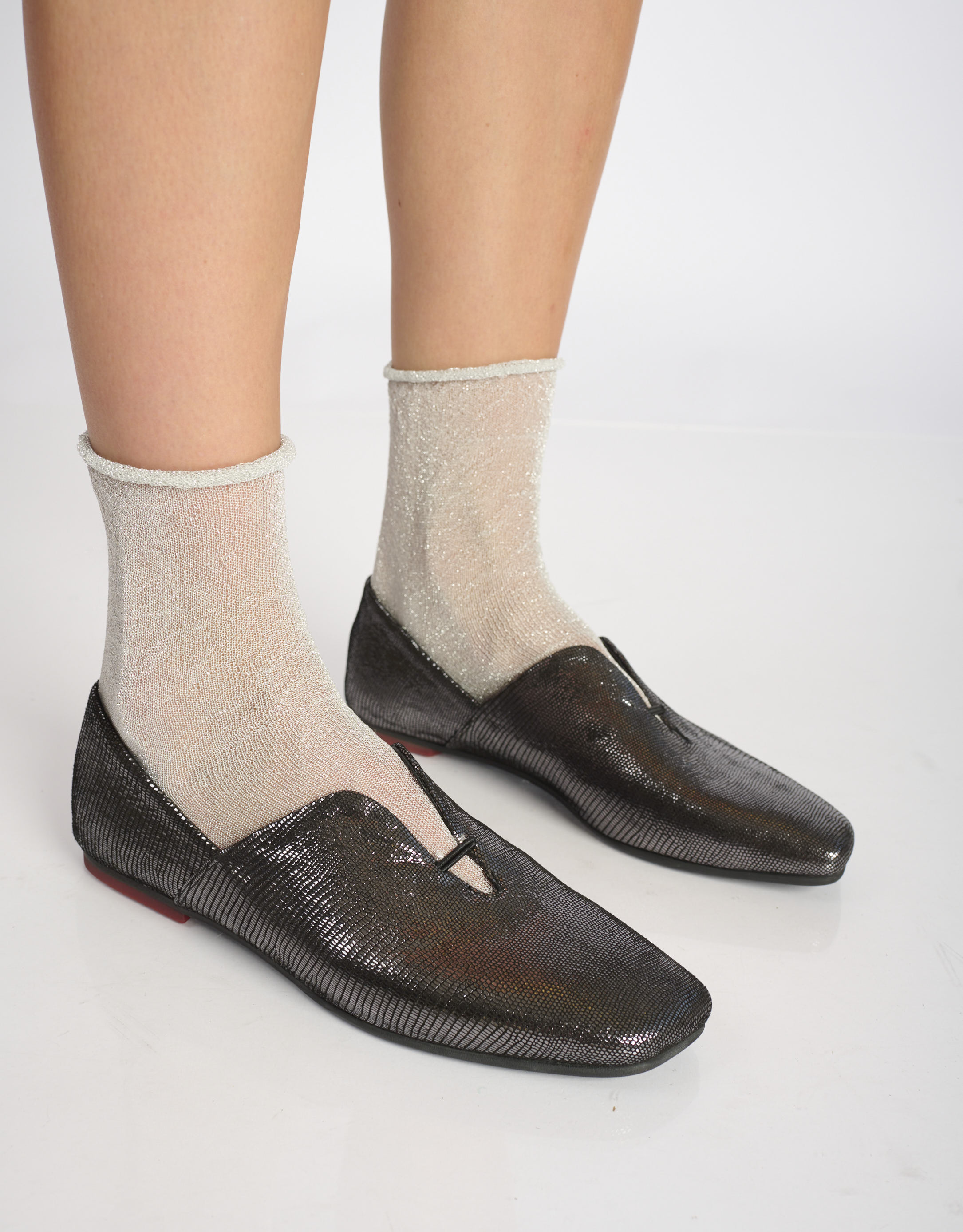 נעלי נשים - Yuko Imanishi - נעלי עור שטוחות AZU - אפור מטאלי4