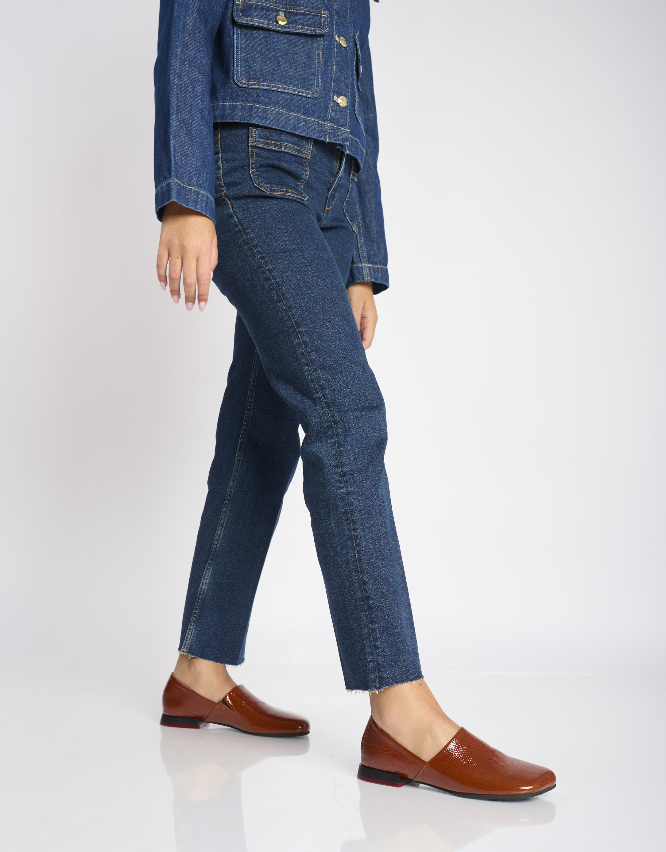 נעלי נשים - Yuko Imanishi - נעליים מבריקות שטוחות KEO - חום נחש3