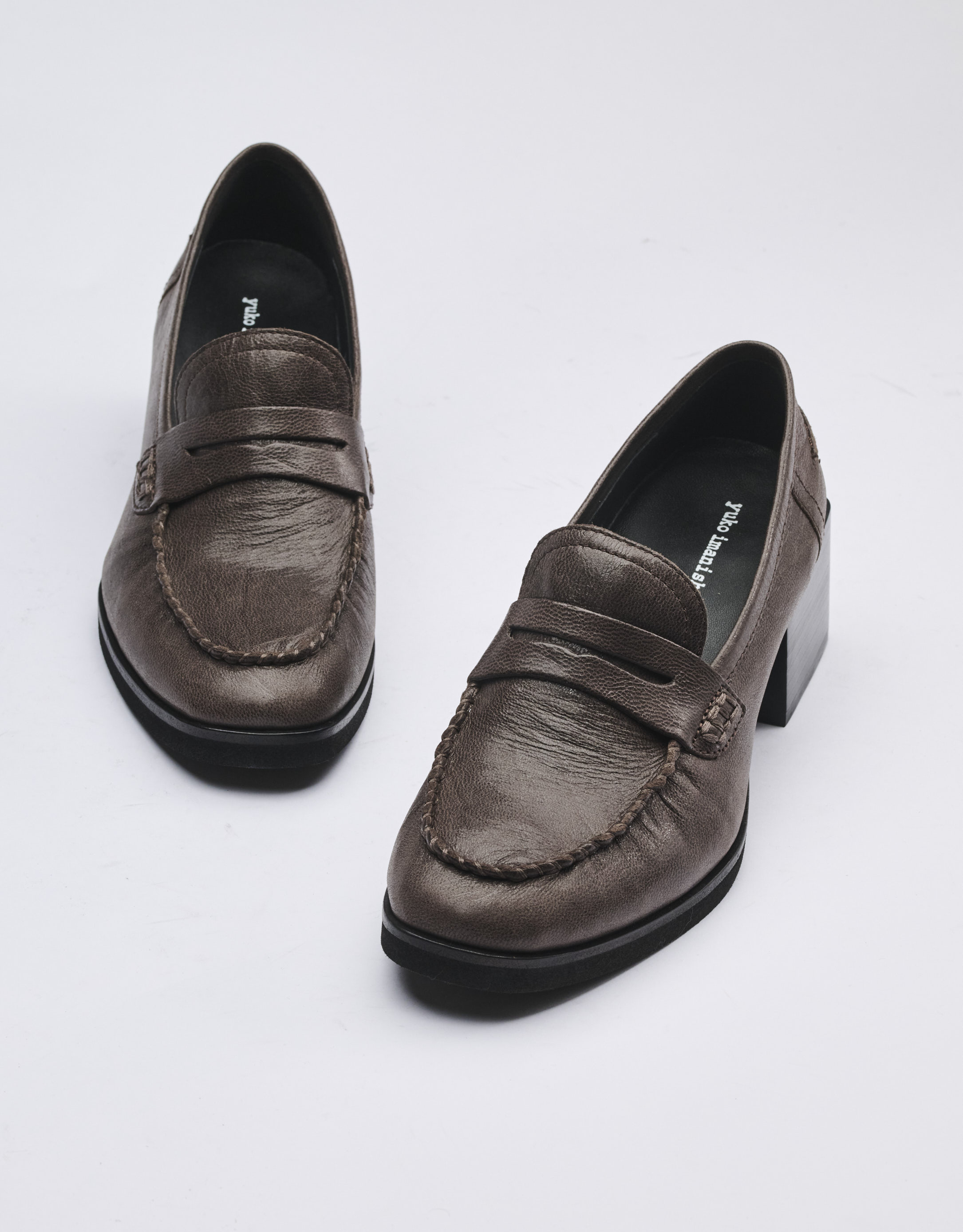 נעלי נשים - Yuko Imanishi - נעלי מוקסין RIRI - חום2