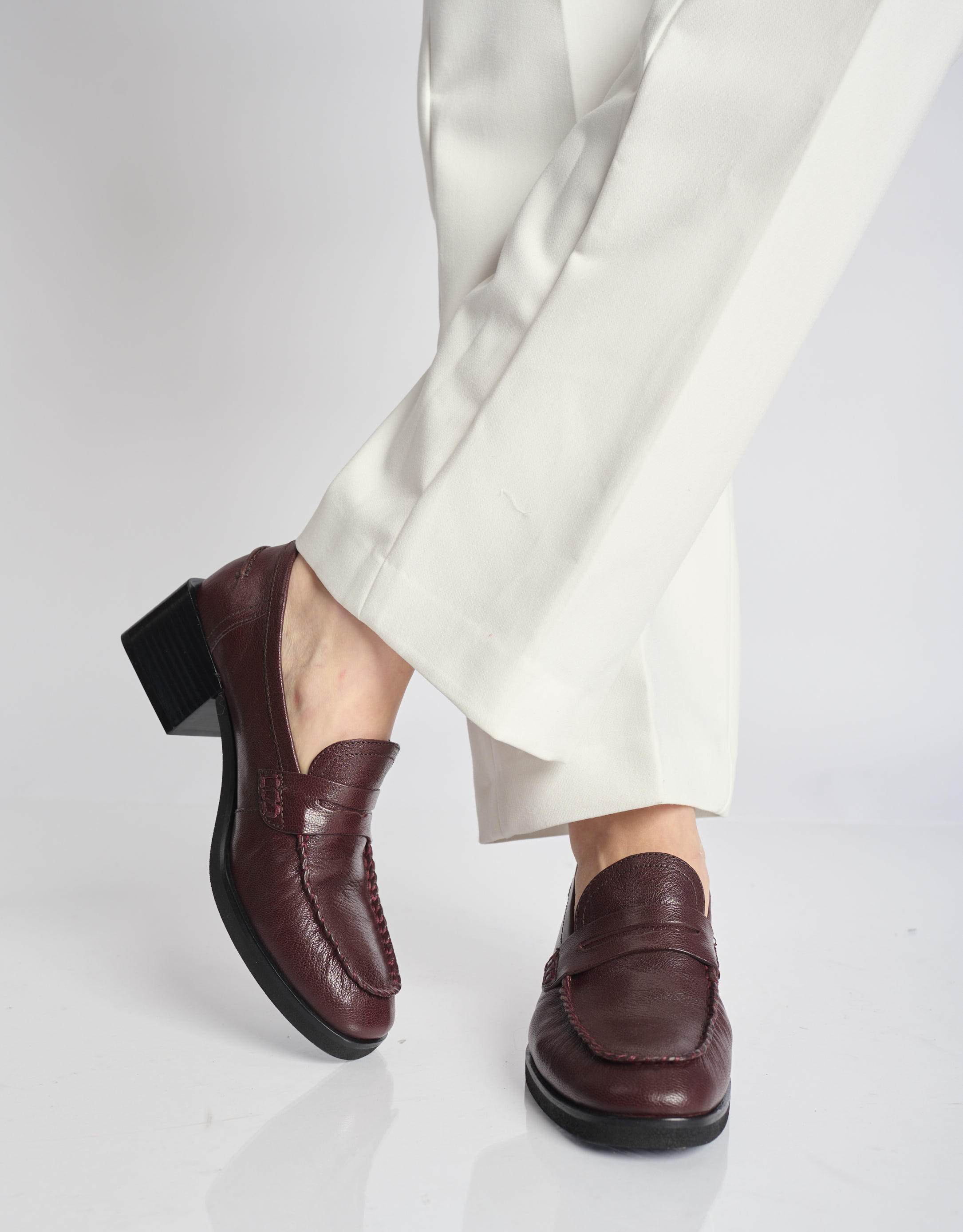 נעלי נשים - Yuko Imanishi - נעלי מוקסין RIRI - בורדו3