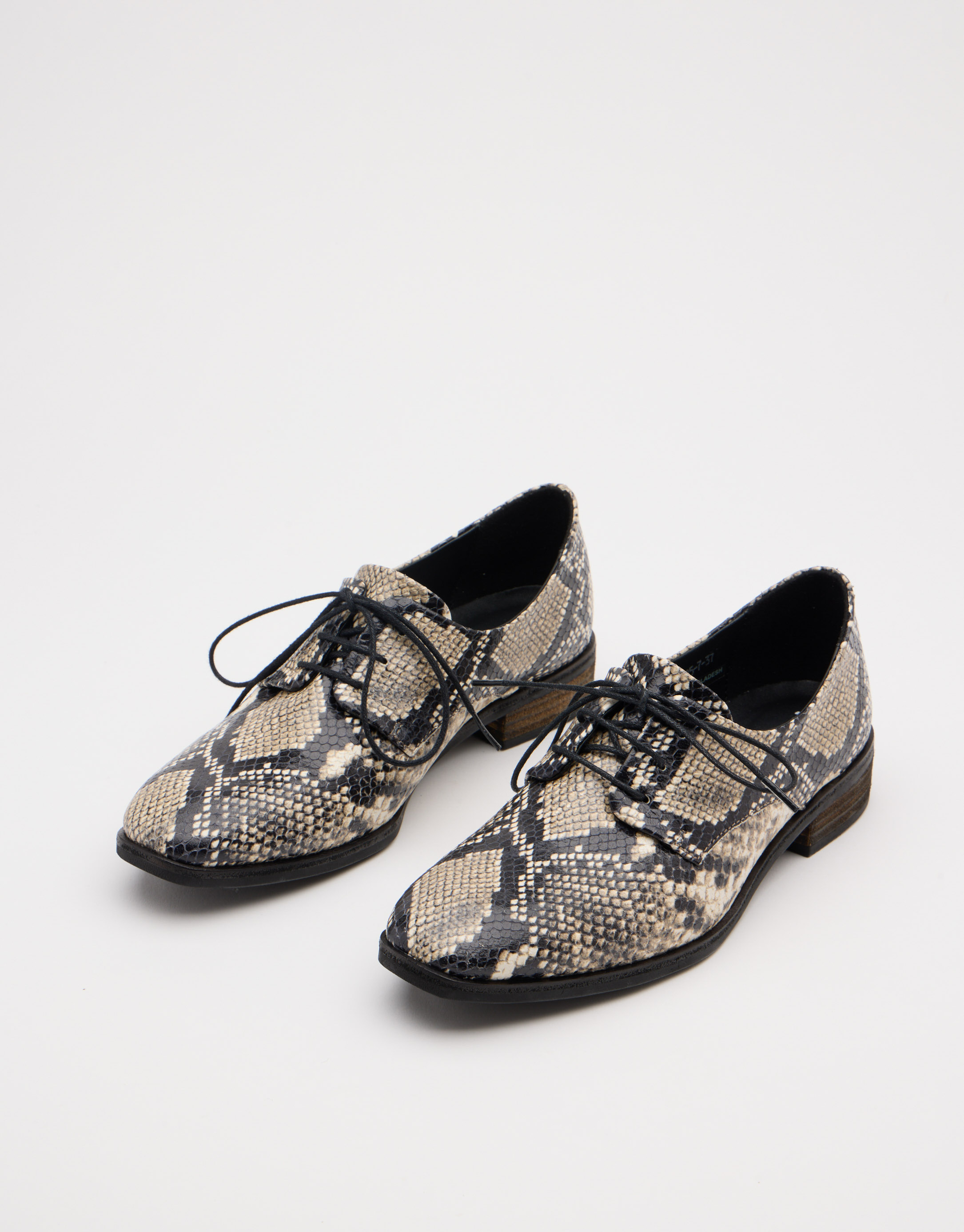 נעלי נשים - Yuko Imanishi - נעלי אוקספורד YUU - נחש3
