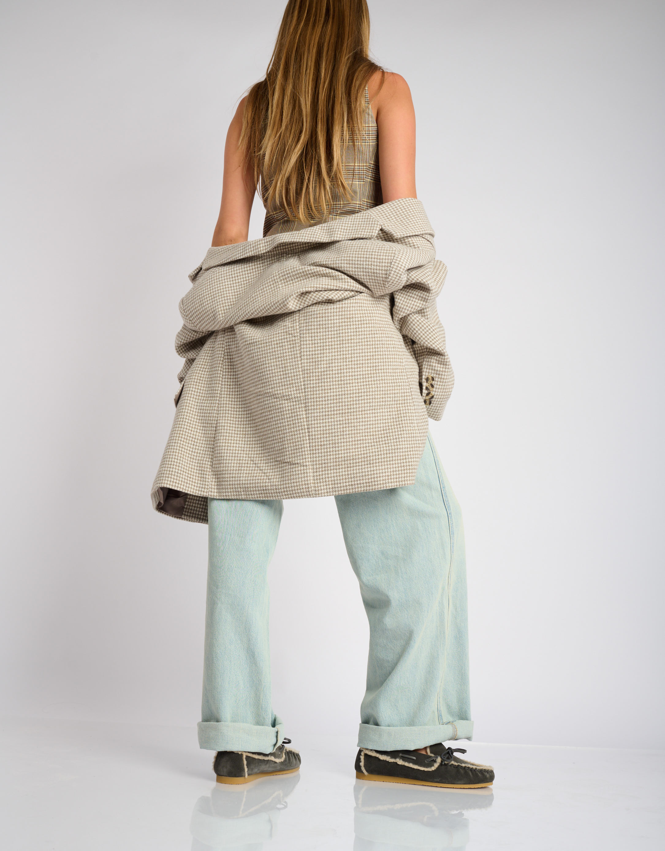 נעלי נשים - Jeffrey Campbell - מוקסינים עם פרווה COMFY - אפור1