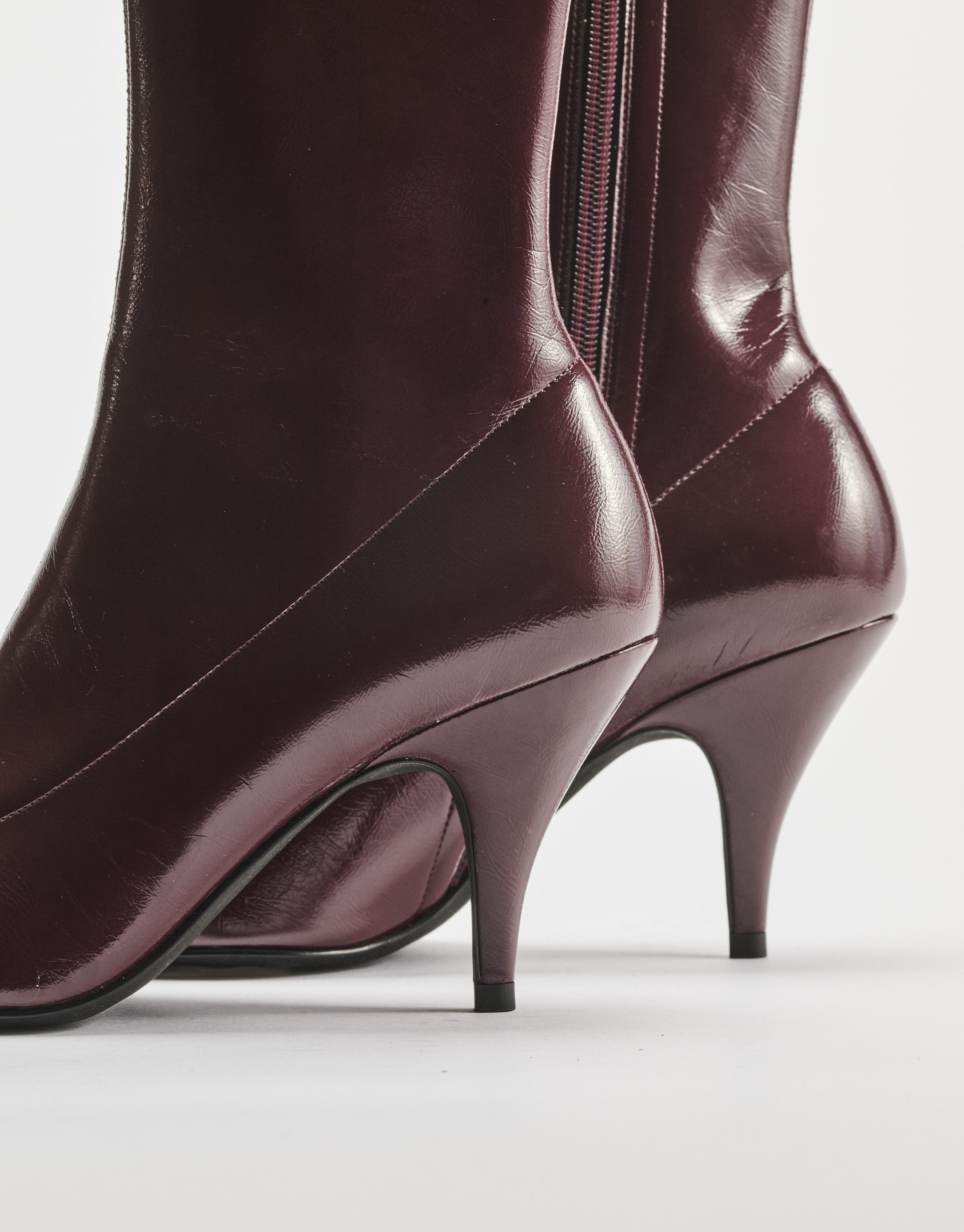 נעלי נשים - Jeffrey Campbell - מגפונים עם עקב LOOKER - בורדו1