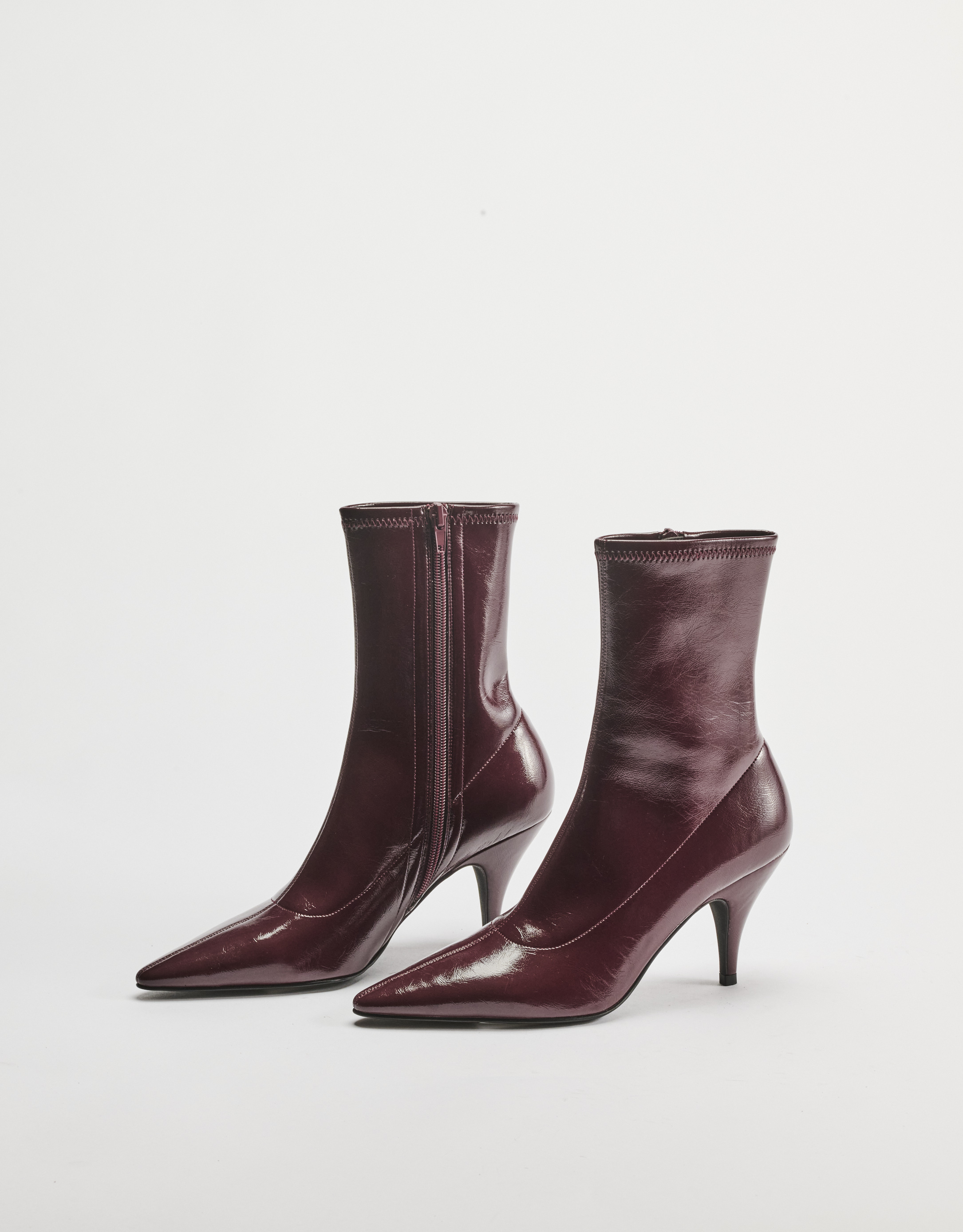 נעלי נשים - Jeffrey Campbell - מגפונים עם עקב LOOKER - בורדו3