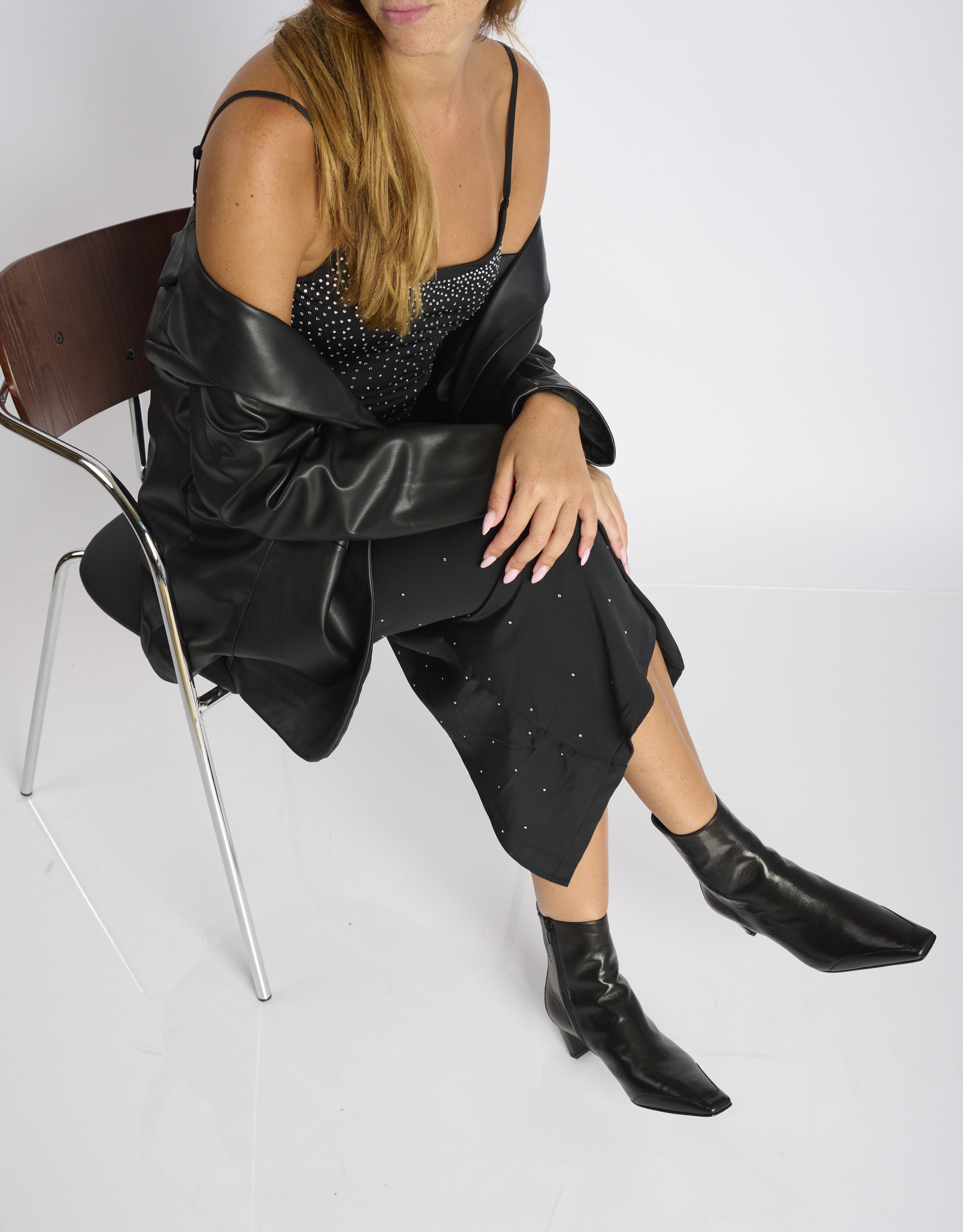 נעלי נשים - Jeffrey Campbell - מגפונים עם עקב OUTWEST - שחור2