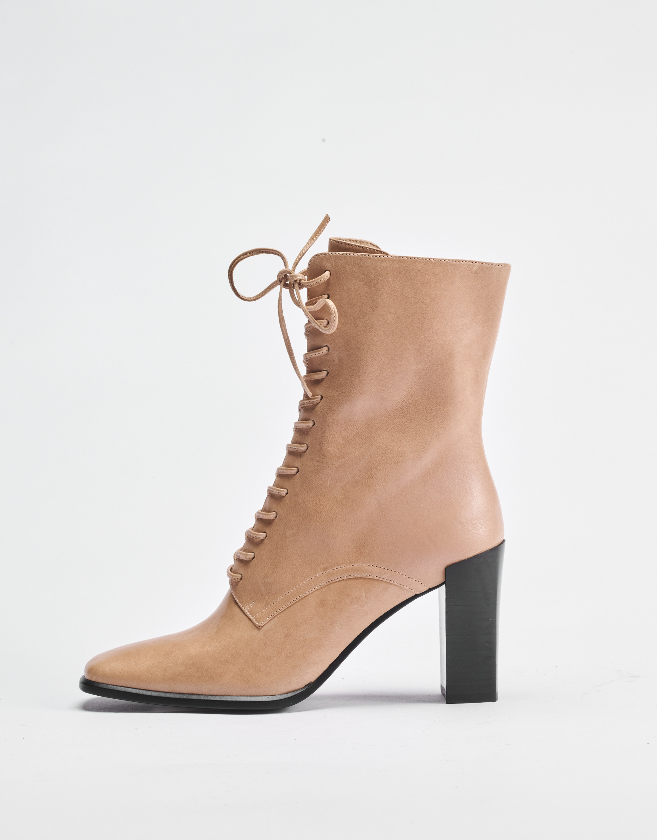 נעלי נשים - Jeffrey Campbell - מגפוני עקב עם שרוכים SCRI - בז'3