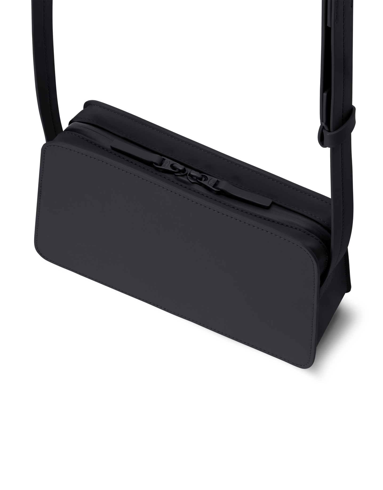 נעלי גברים - Ucon Acrobatics - תיק  קטן KIOMI - שחור3