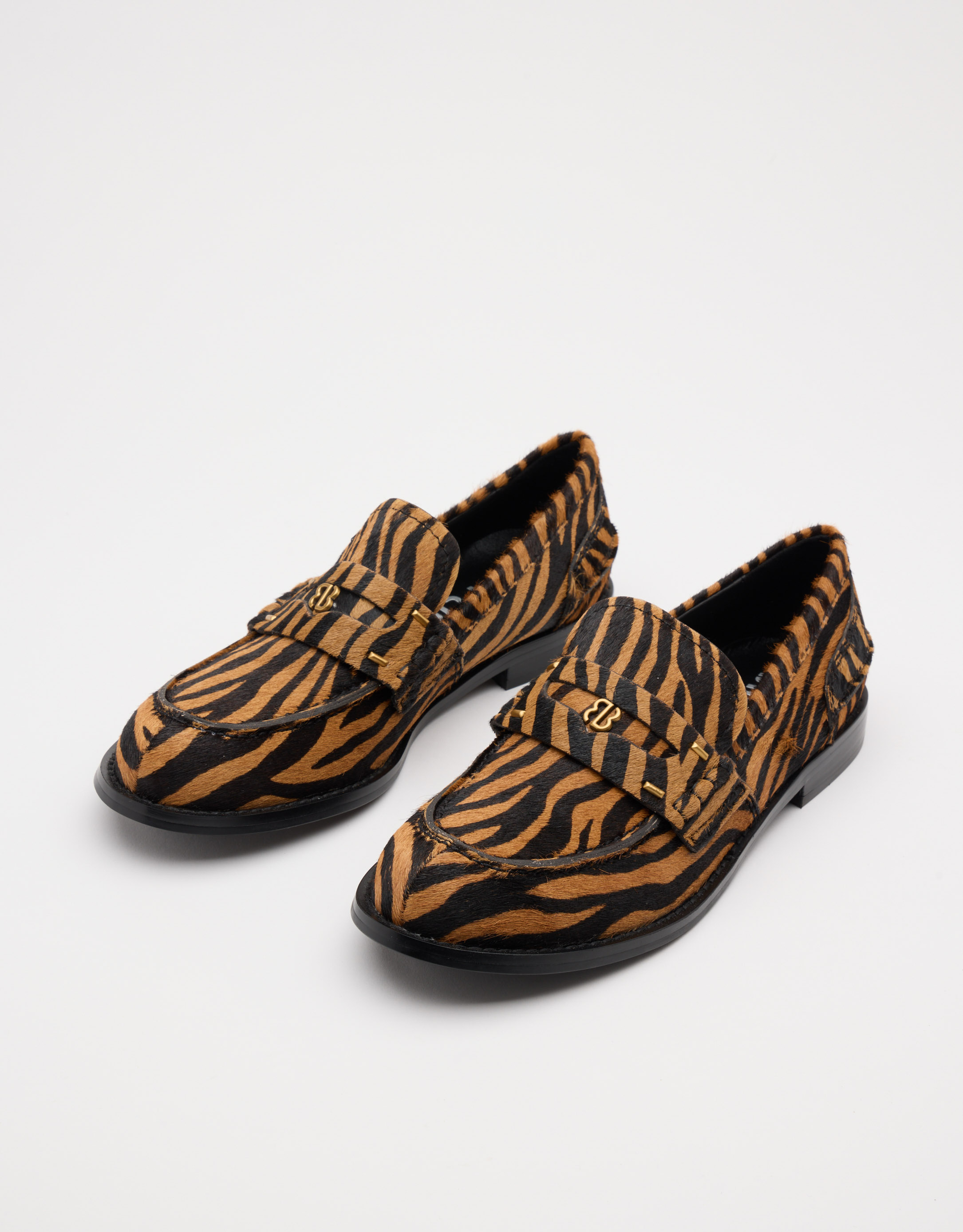 נעלי נשים - Bibi lou - נעלי מוקסין עם הדפס DALIA - זברה2