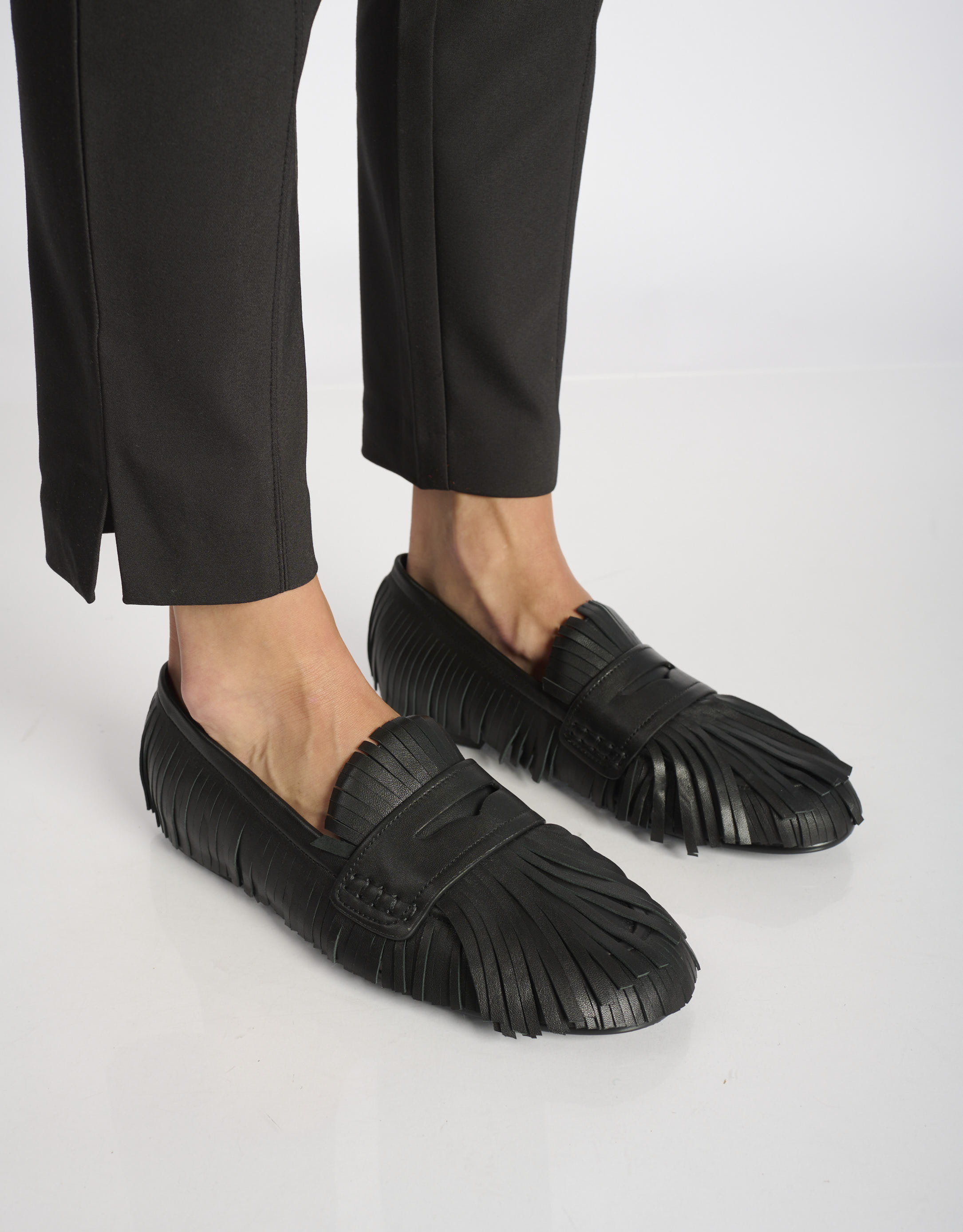 נעלי נשים - Bibi lou - נעלי מוקסין MIZAR - שחור2