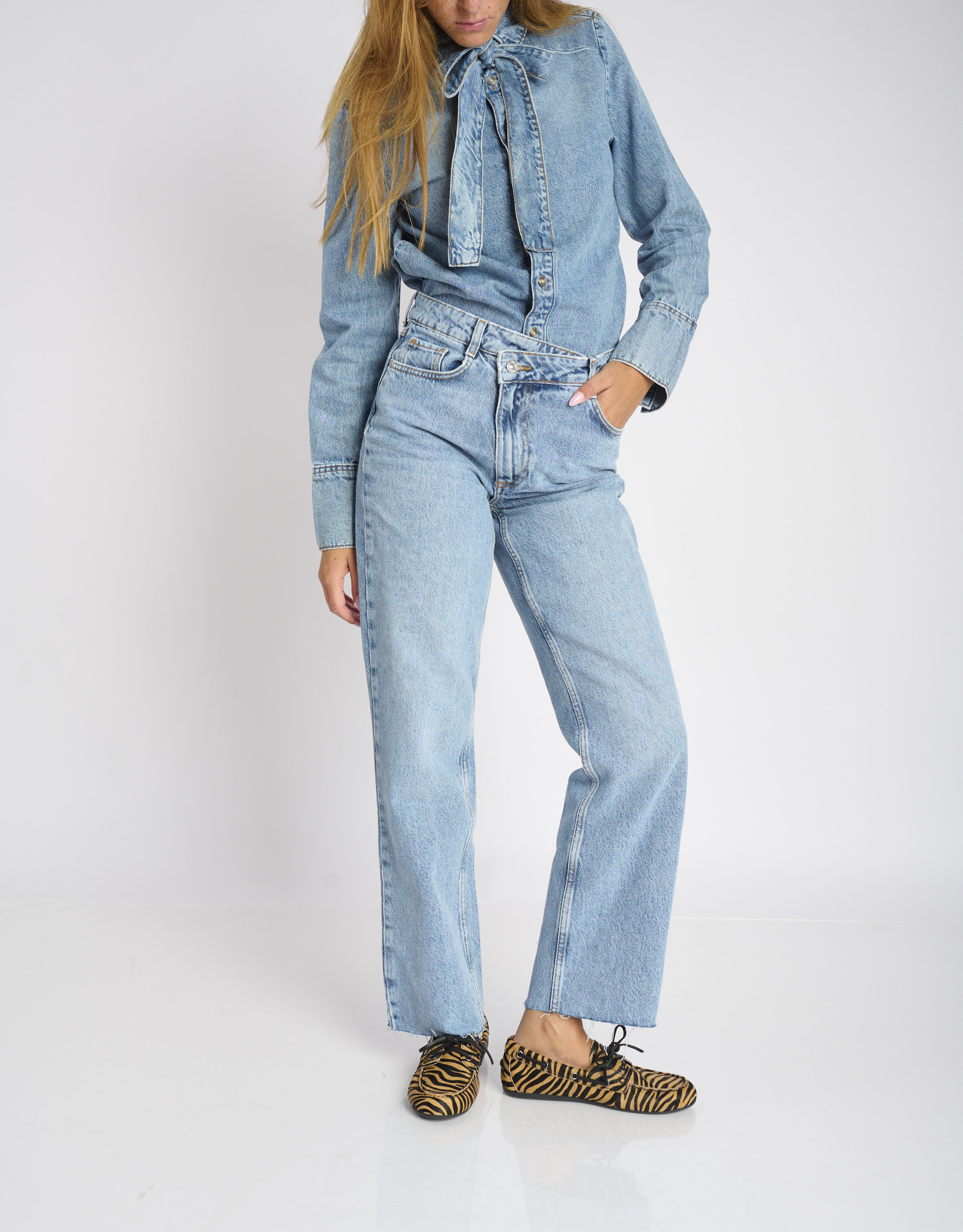 נעלי נשים - Bibi lou - נעלי מוקסין עם הדפס TANA - זברה2