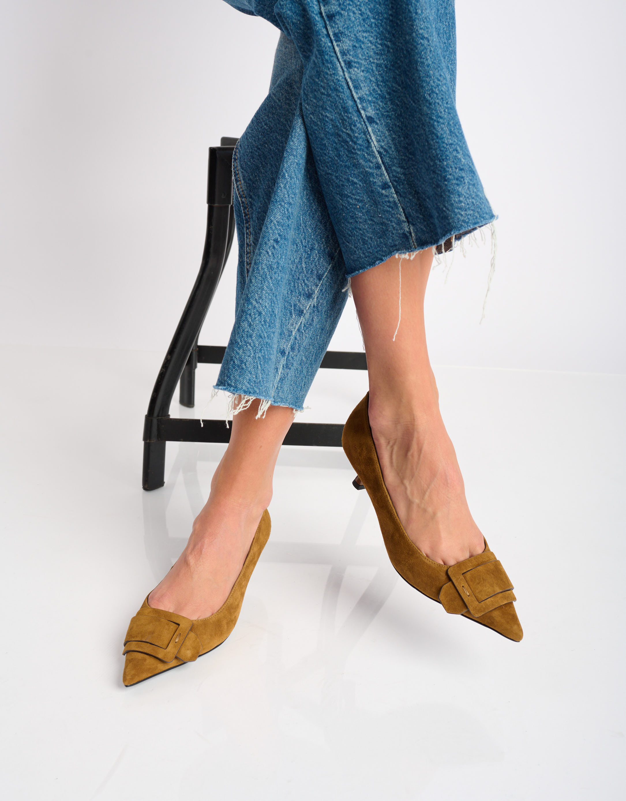 נעלי נשים - Bibi lou - נעלי סירה עם עקב ALTAR - קאמל2