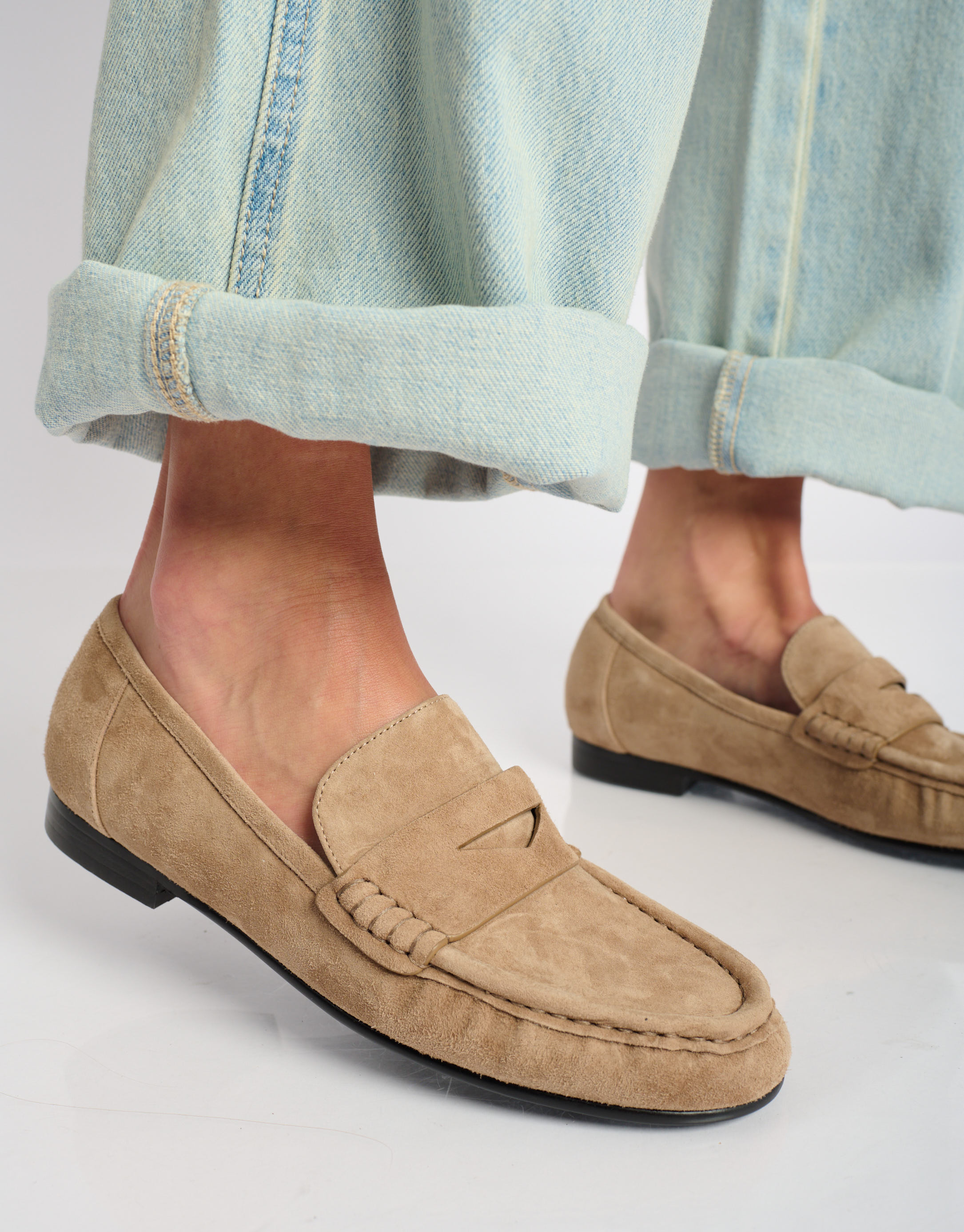 נעלי נשים - Bibi lou - נעלי מוקסין זמש LYRA - בז'2